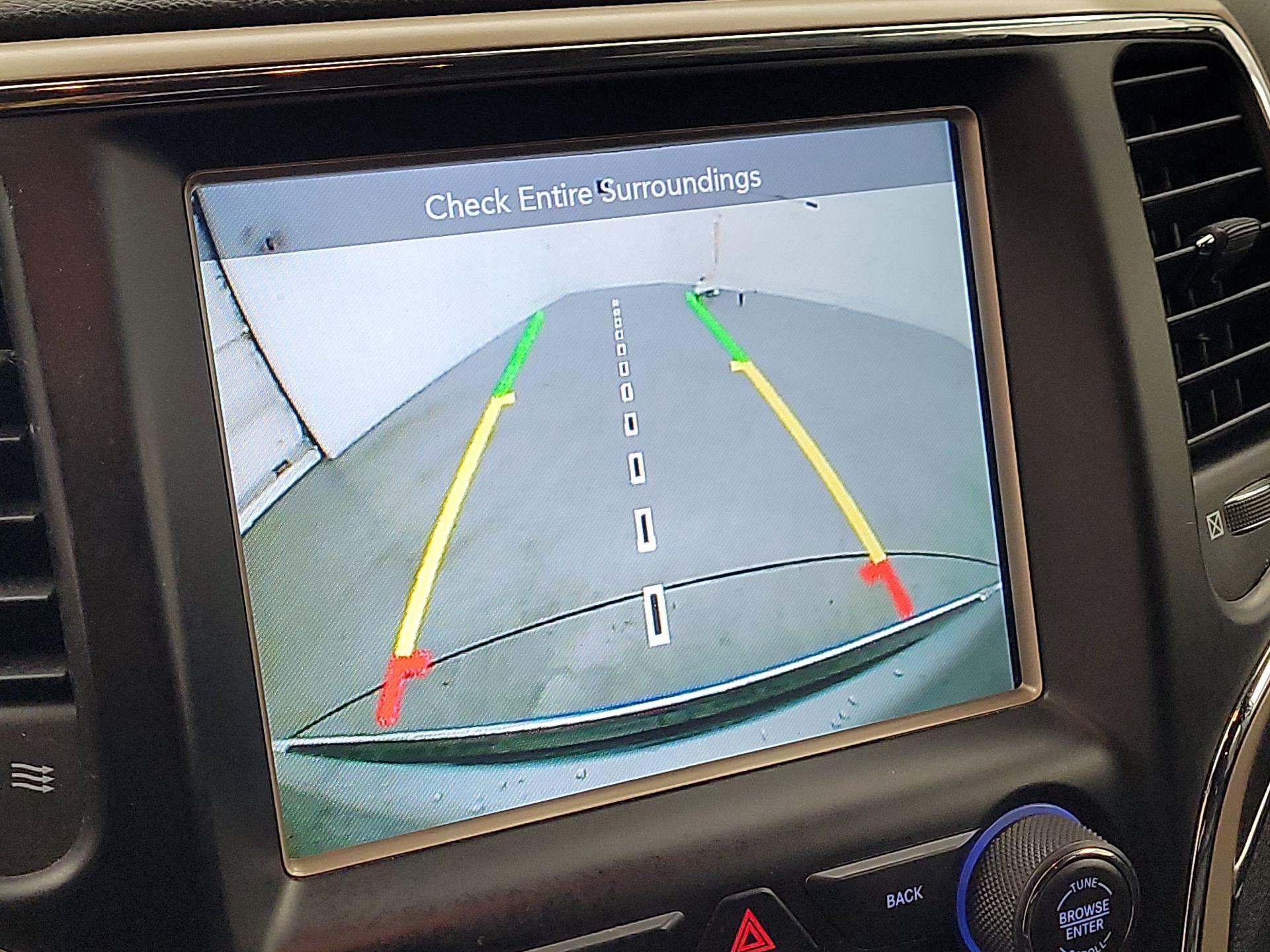 Thumbnail: 2017 Jeep Grand Cherokee - 14