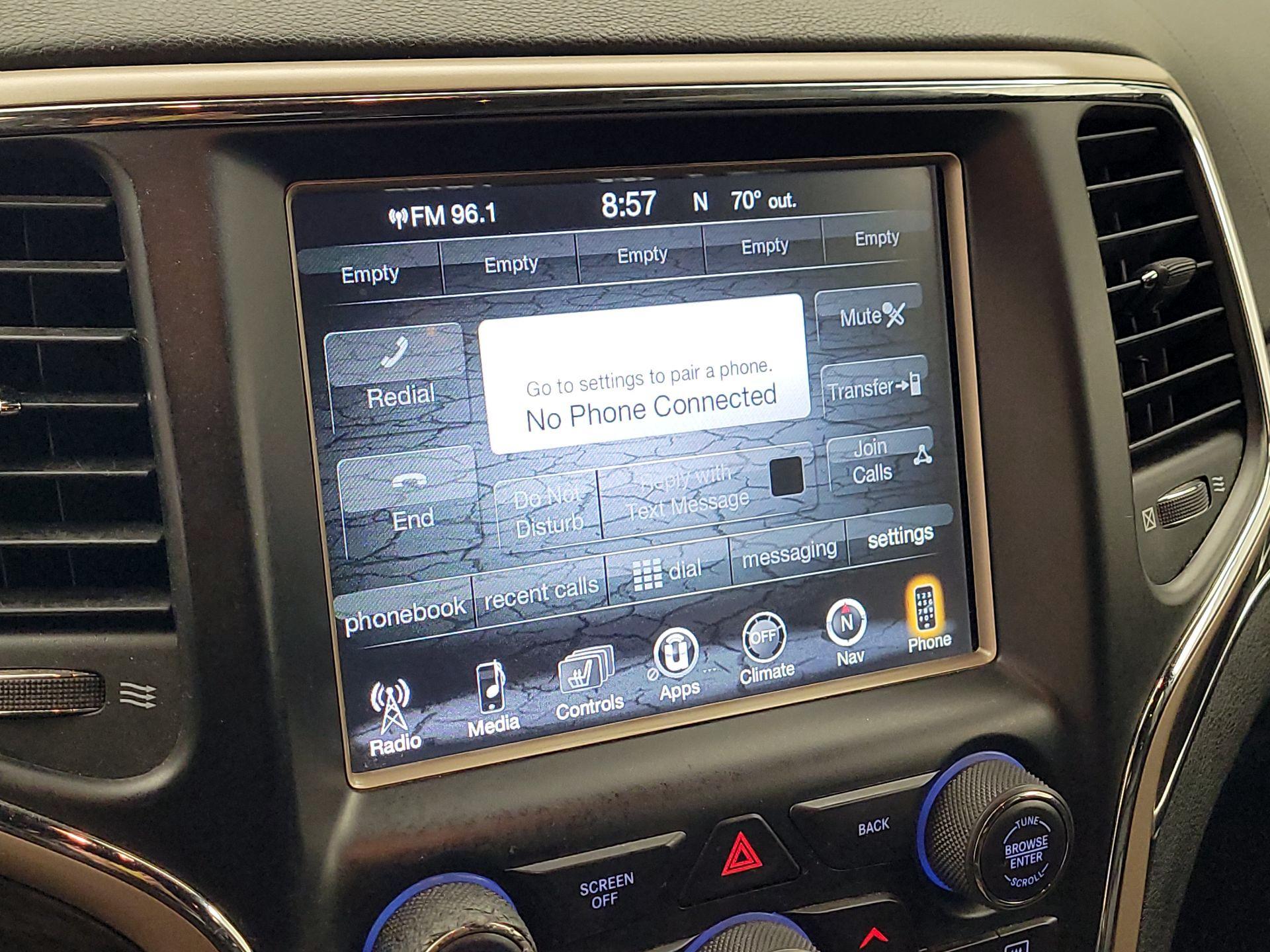 Thumbnail: 2017 Jeep Grand Cherokee - 15