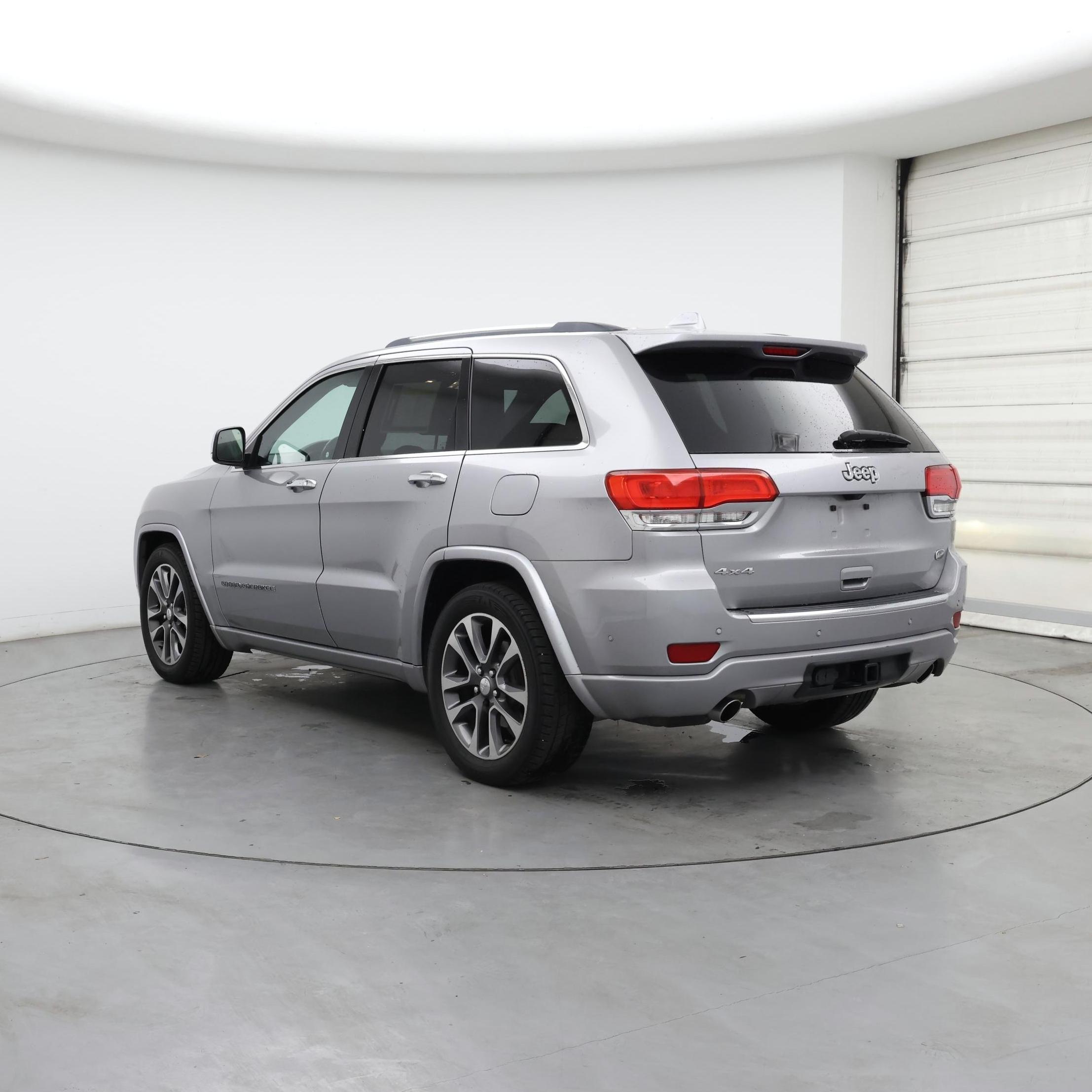 Thumbnail: 2017 Jeep Grand Cherokee - 2