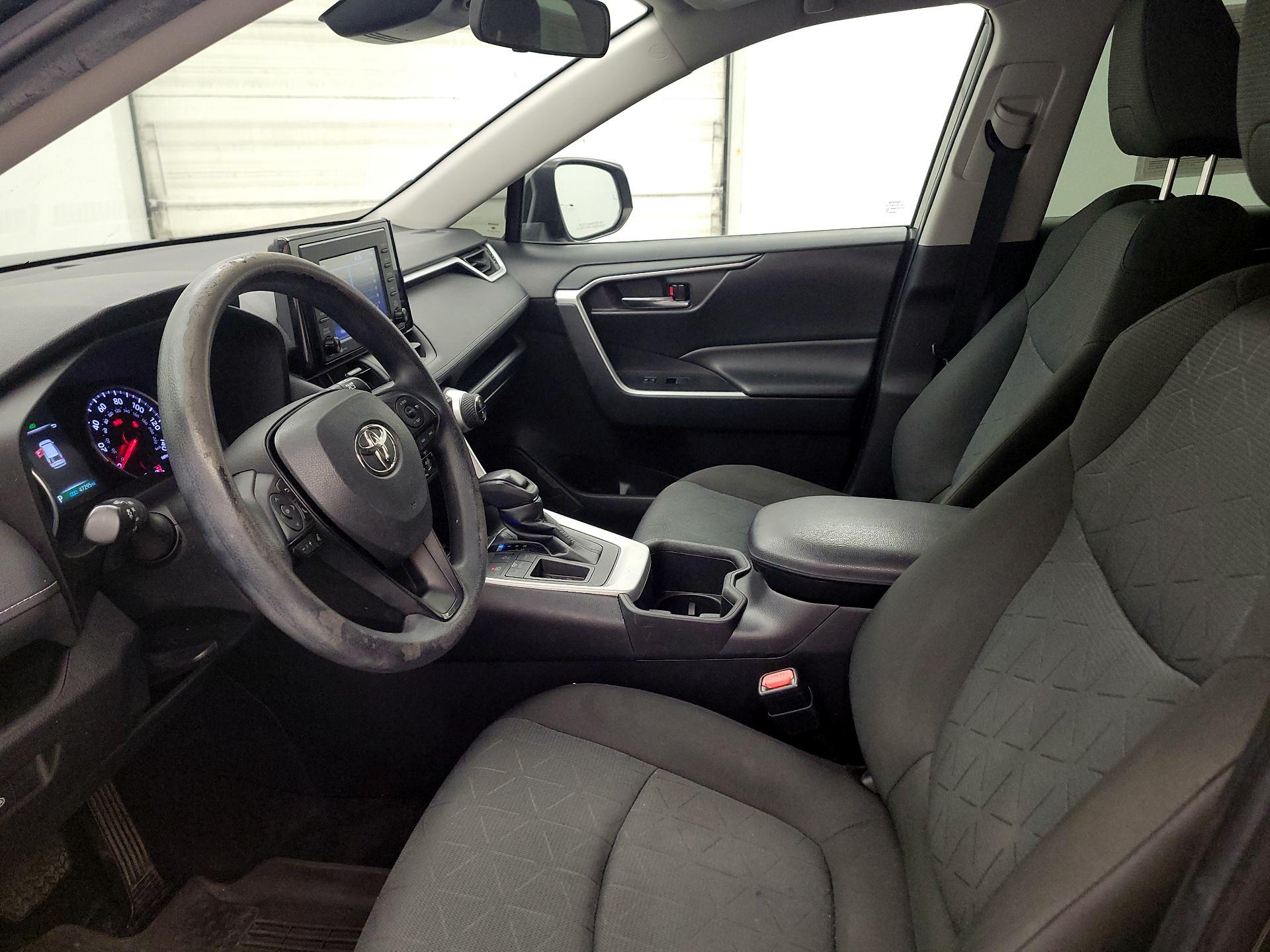 Thumbnail: 2022 Toyota RAV4 - 11