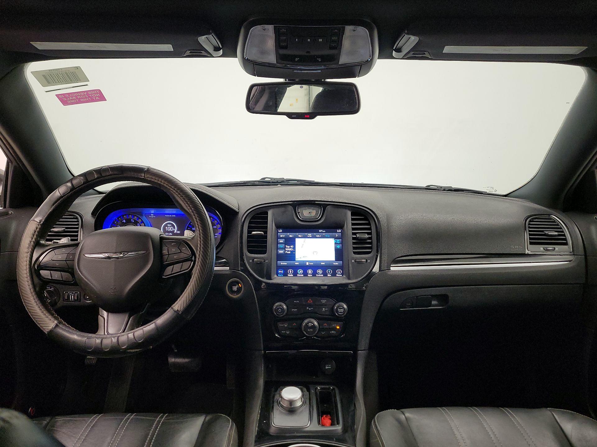 Thumbnail: 2018 Chrysler 300 - 9