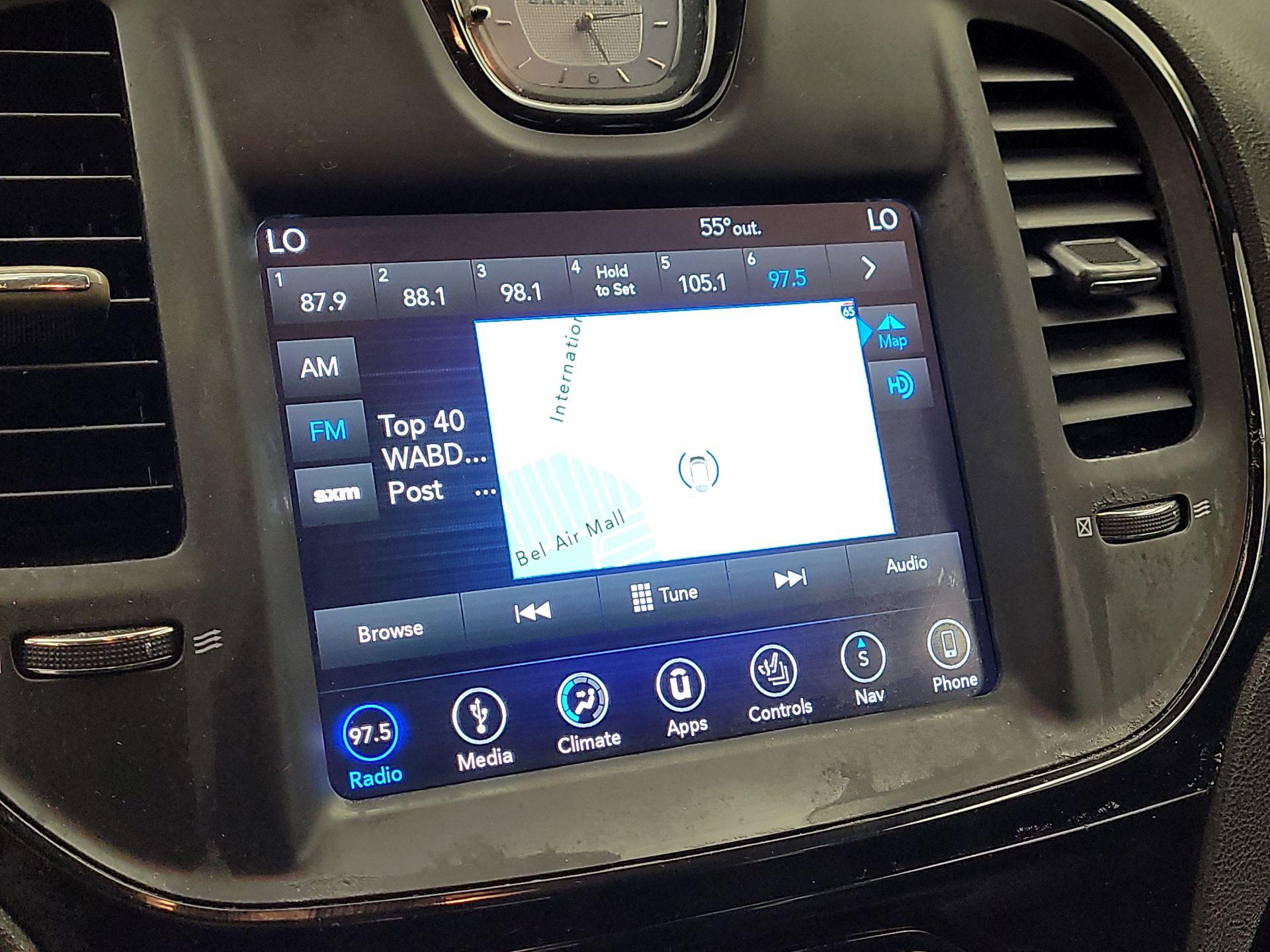 Thumbnail: 2018 Chrysler 300 - 15