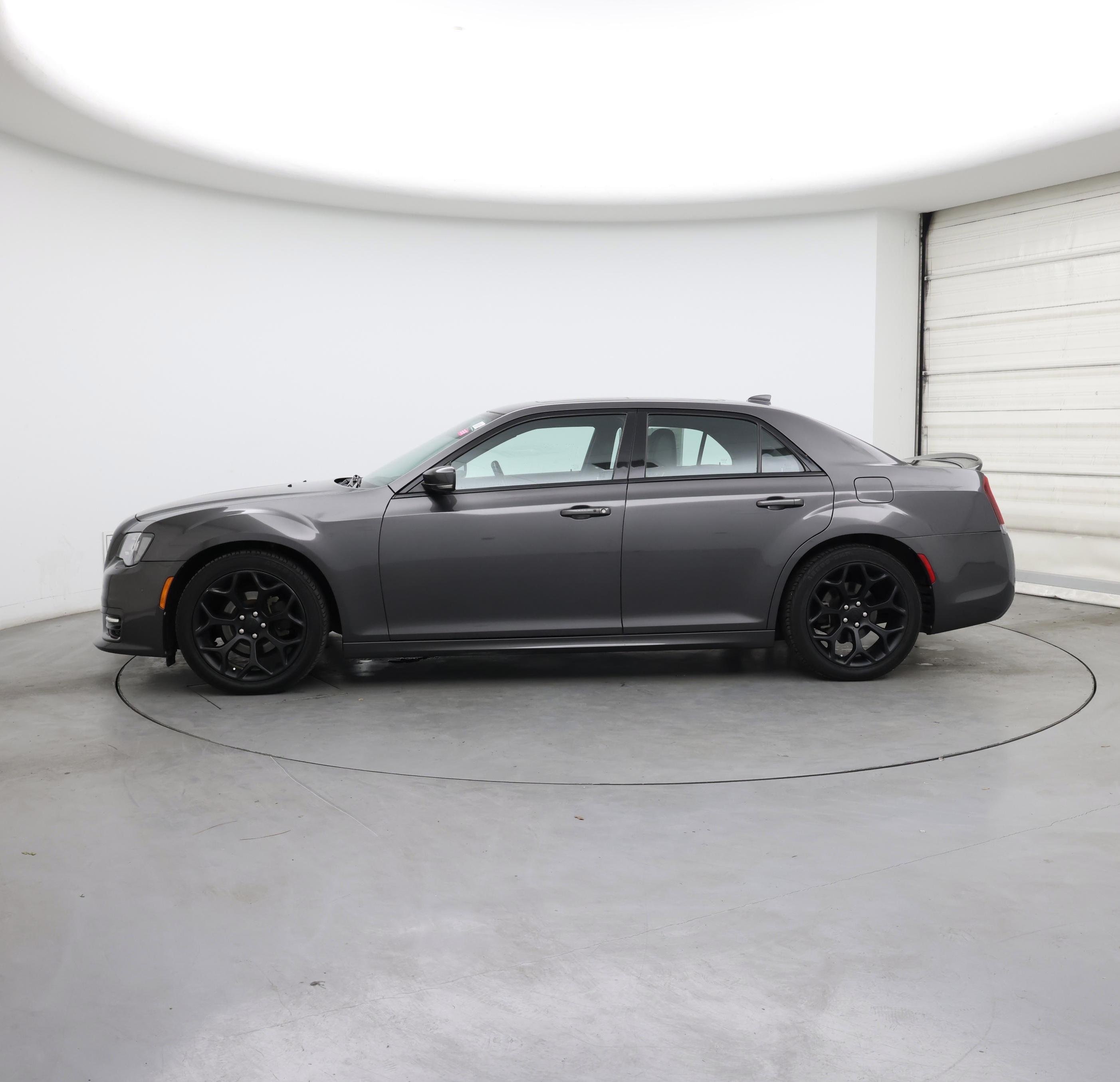 Thumbnail: 2018 Chrysler 300 - 3