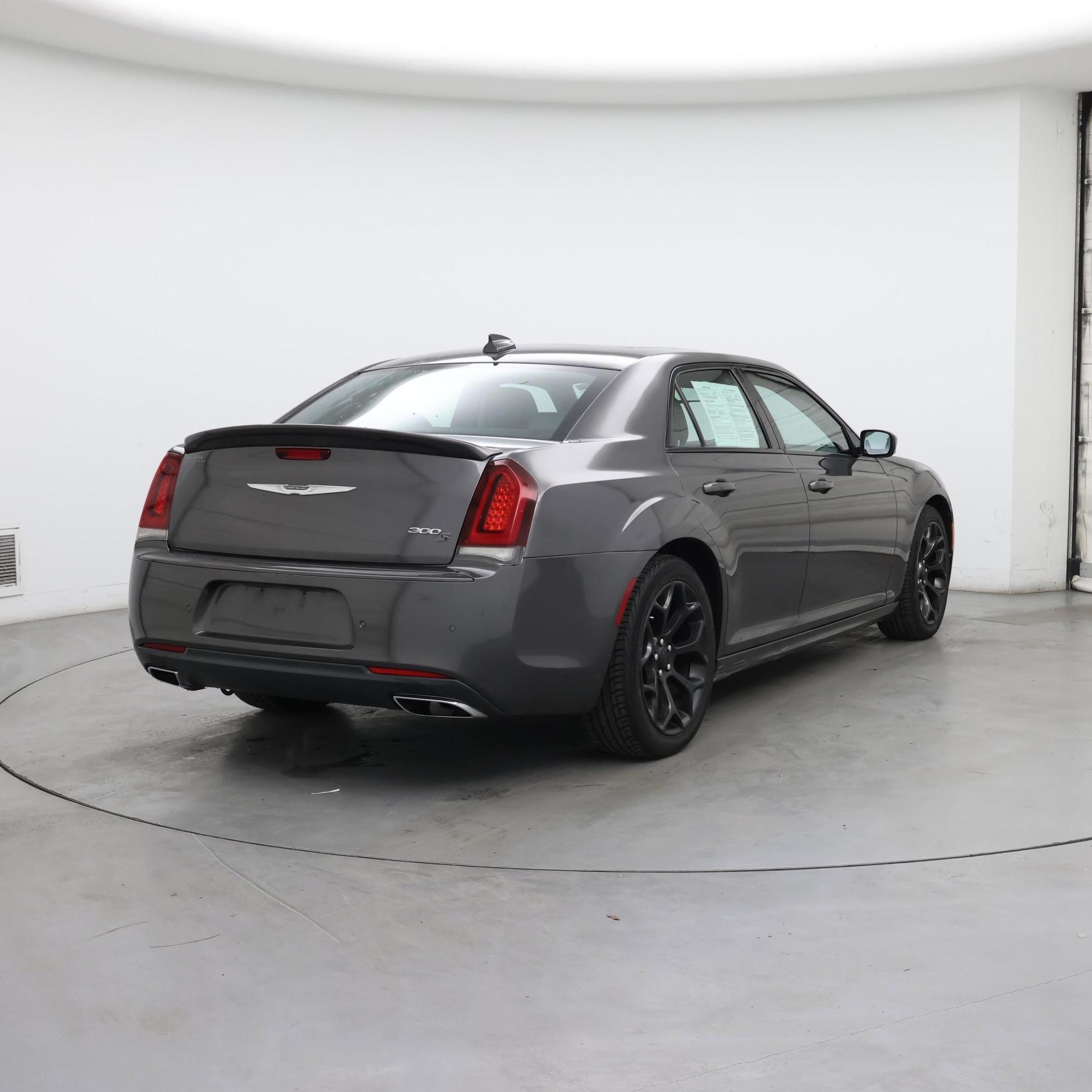 Thumbnail: 2018 Chrysler 300 - 8