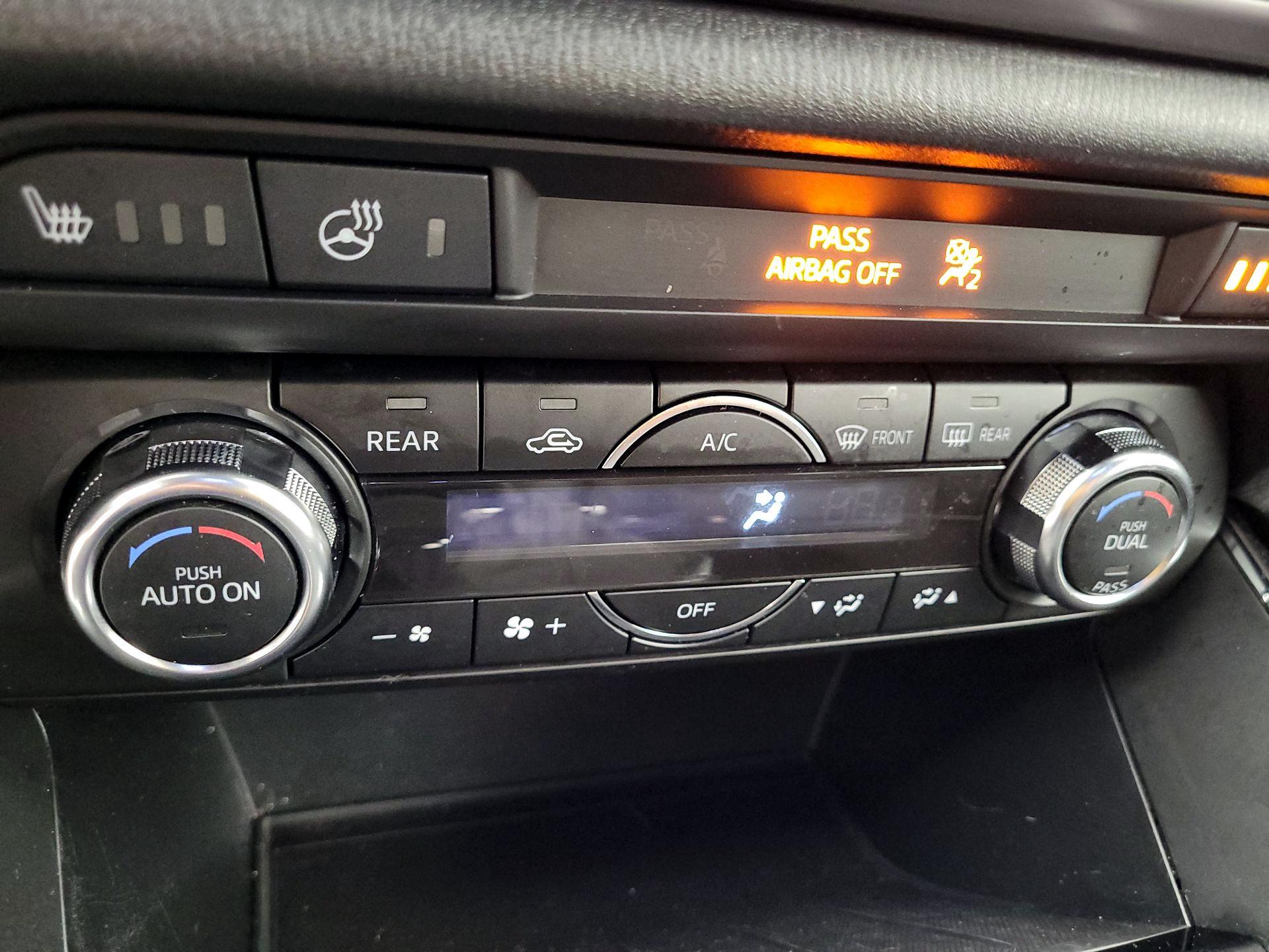 Thumbnail: 2018 Mazda CX-9 - 14