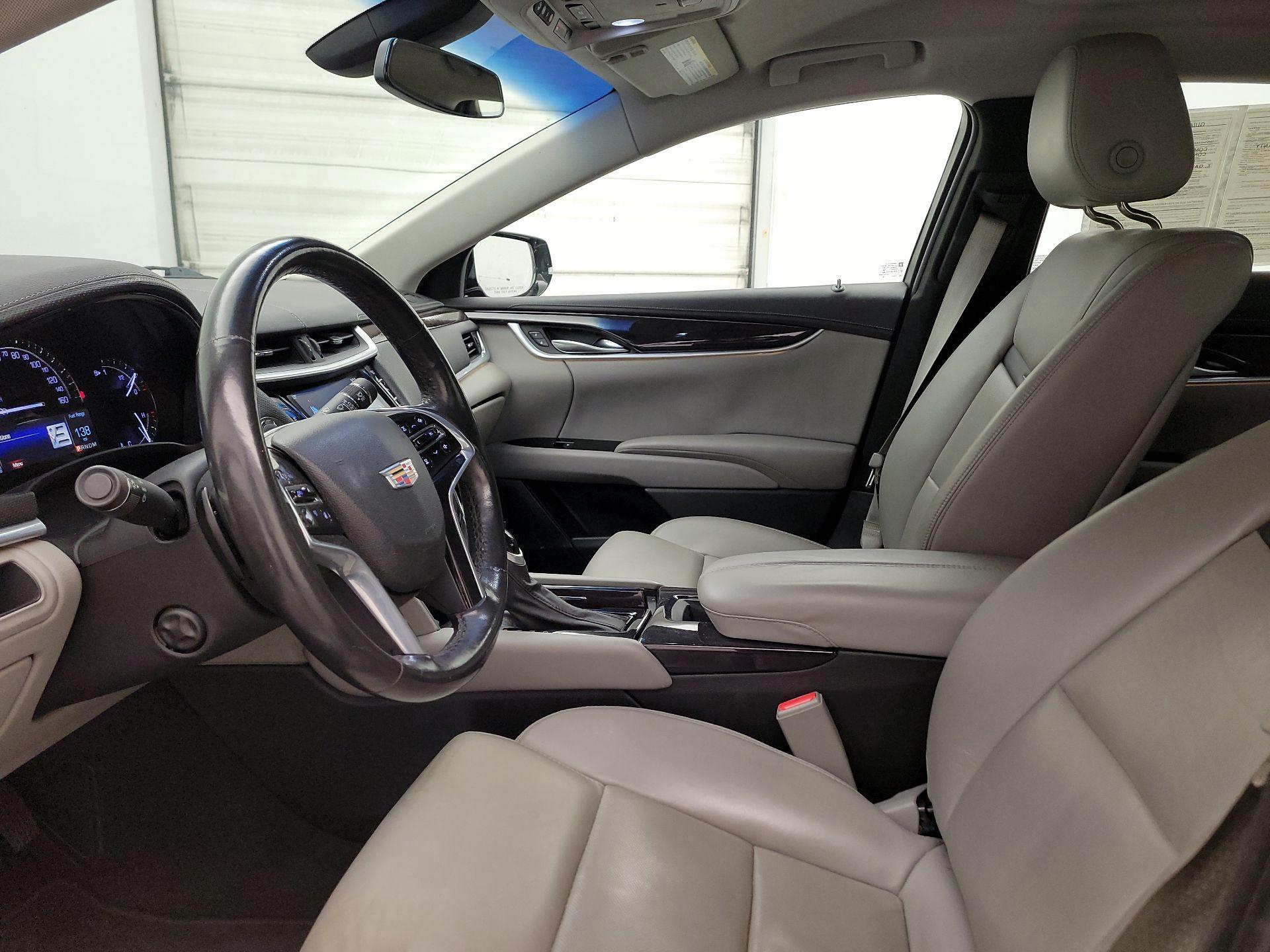 Thumbnail: 2017 Cadillac XTS - 11