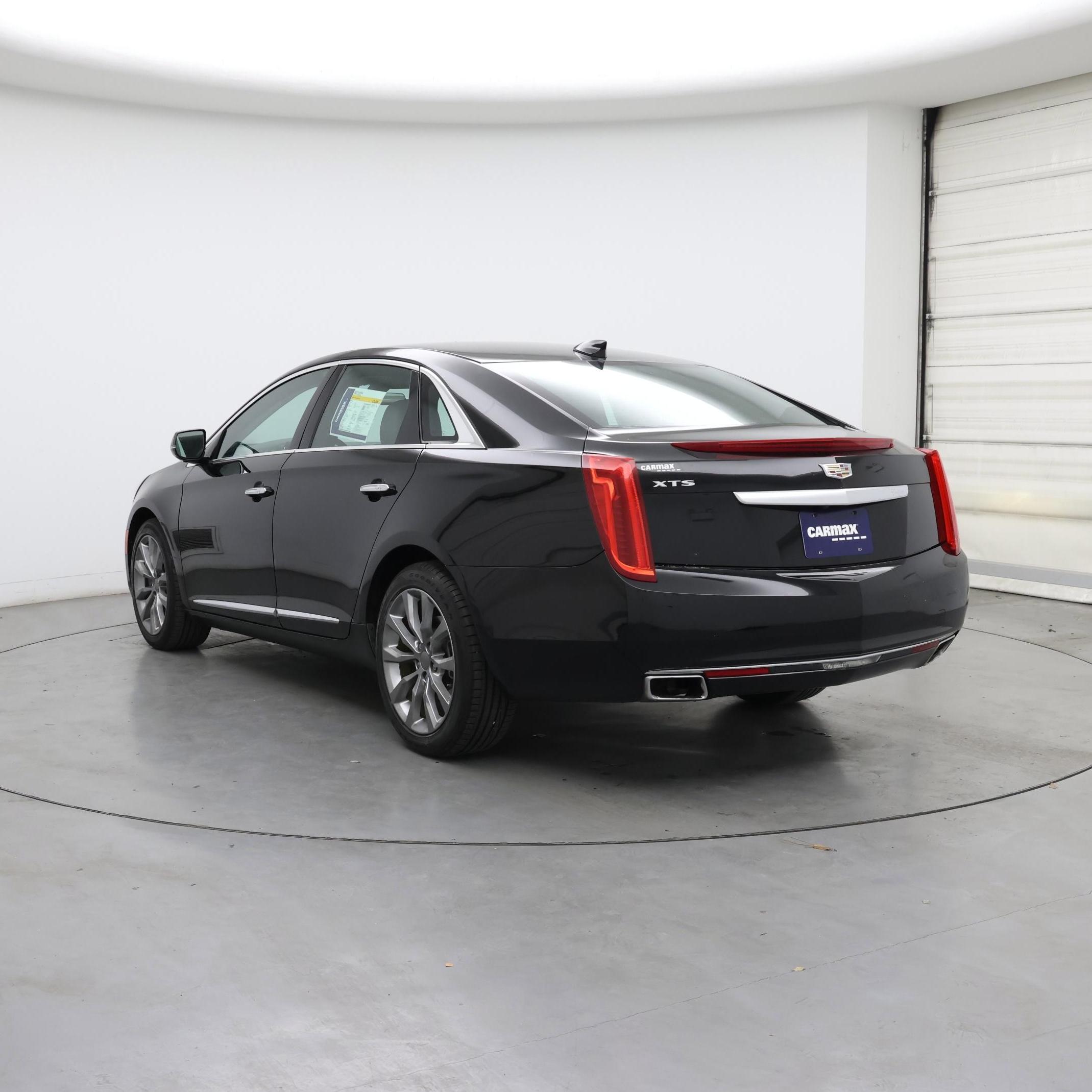 Thumbnail: 2017 Cadillac XTS - 2