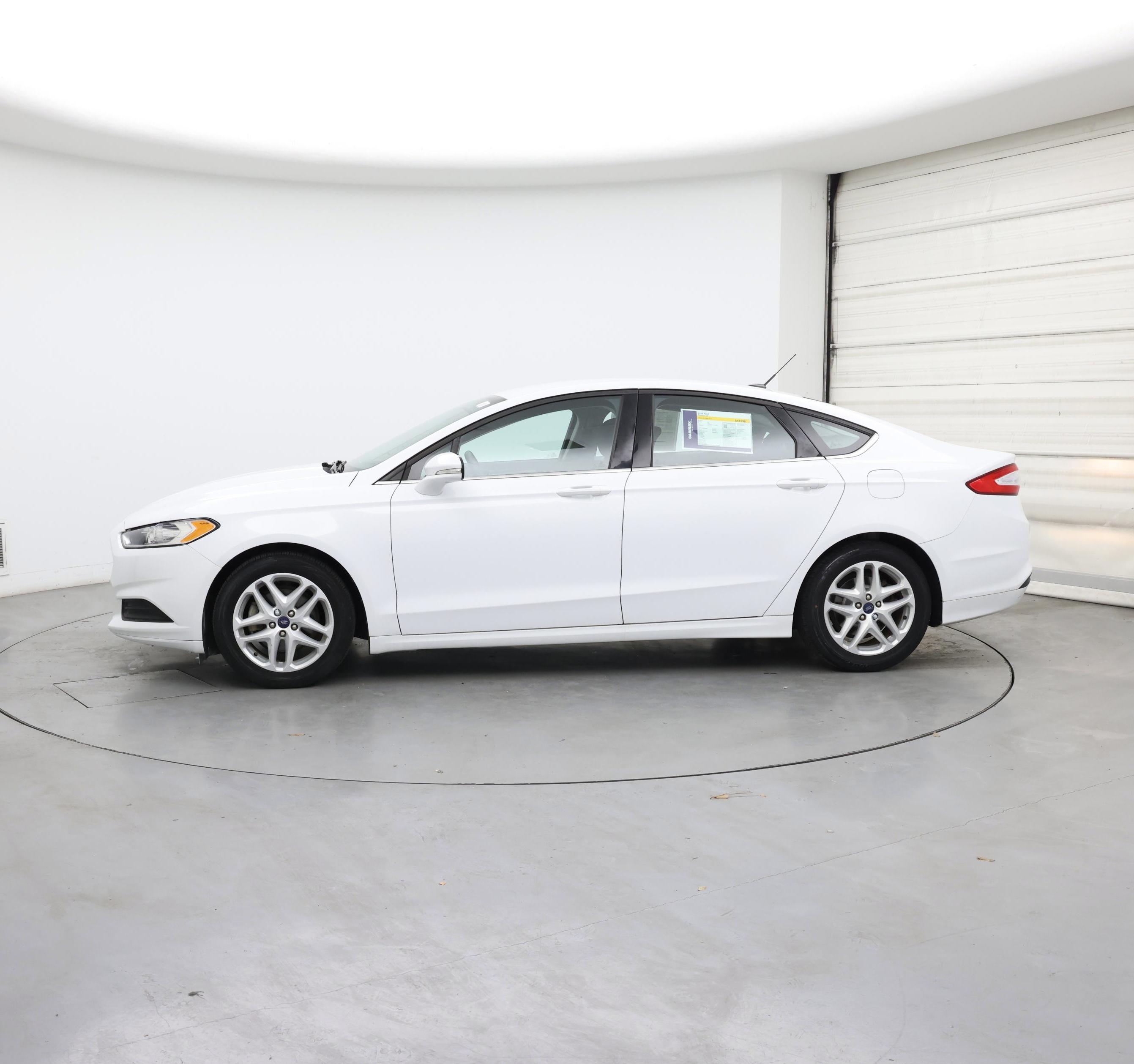 Thumbnail: 2016 Ford Fusion - 3