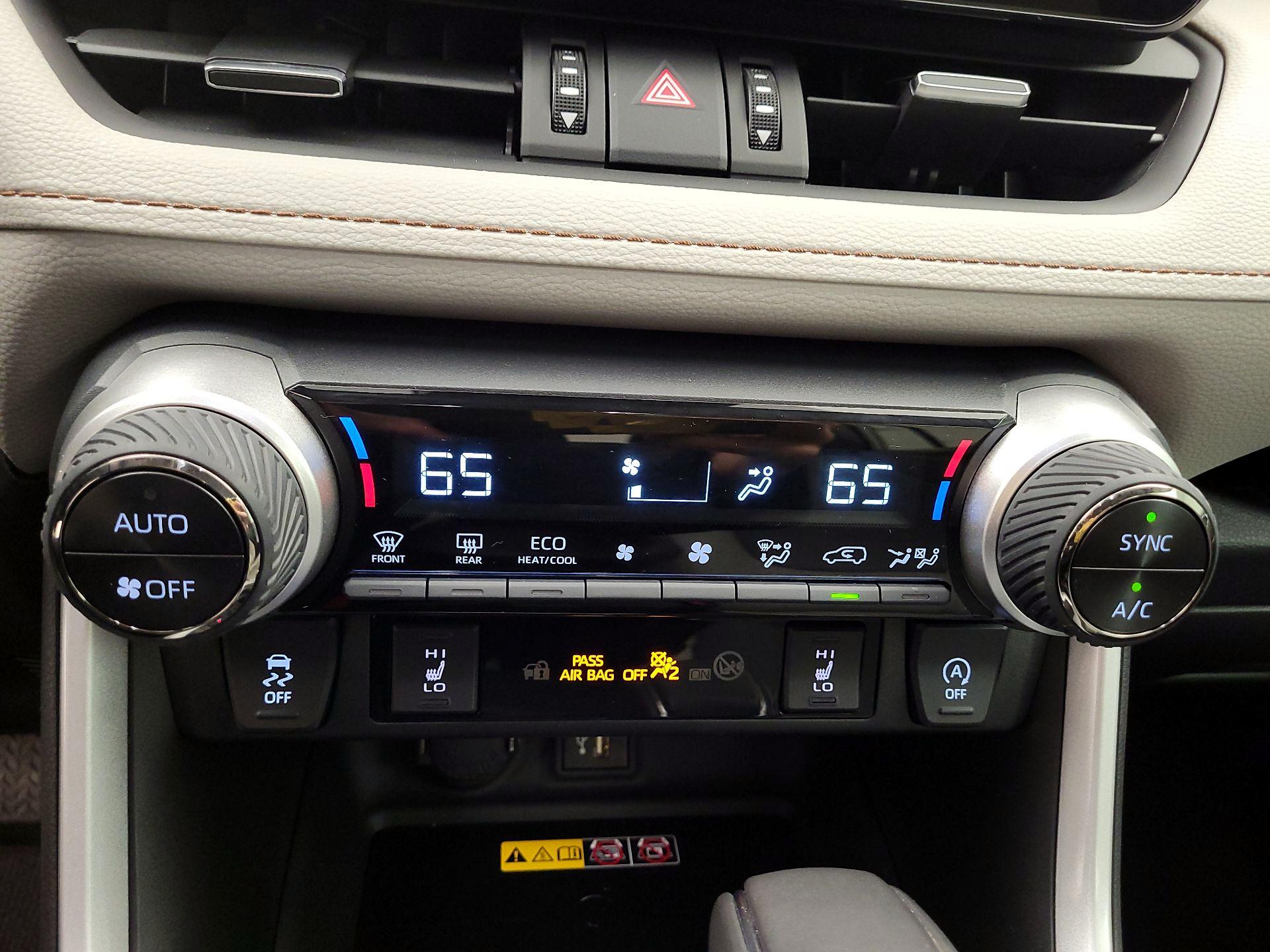 Thumbnail: 2024 Toyota RAV4 - 14