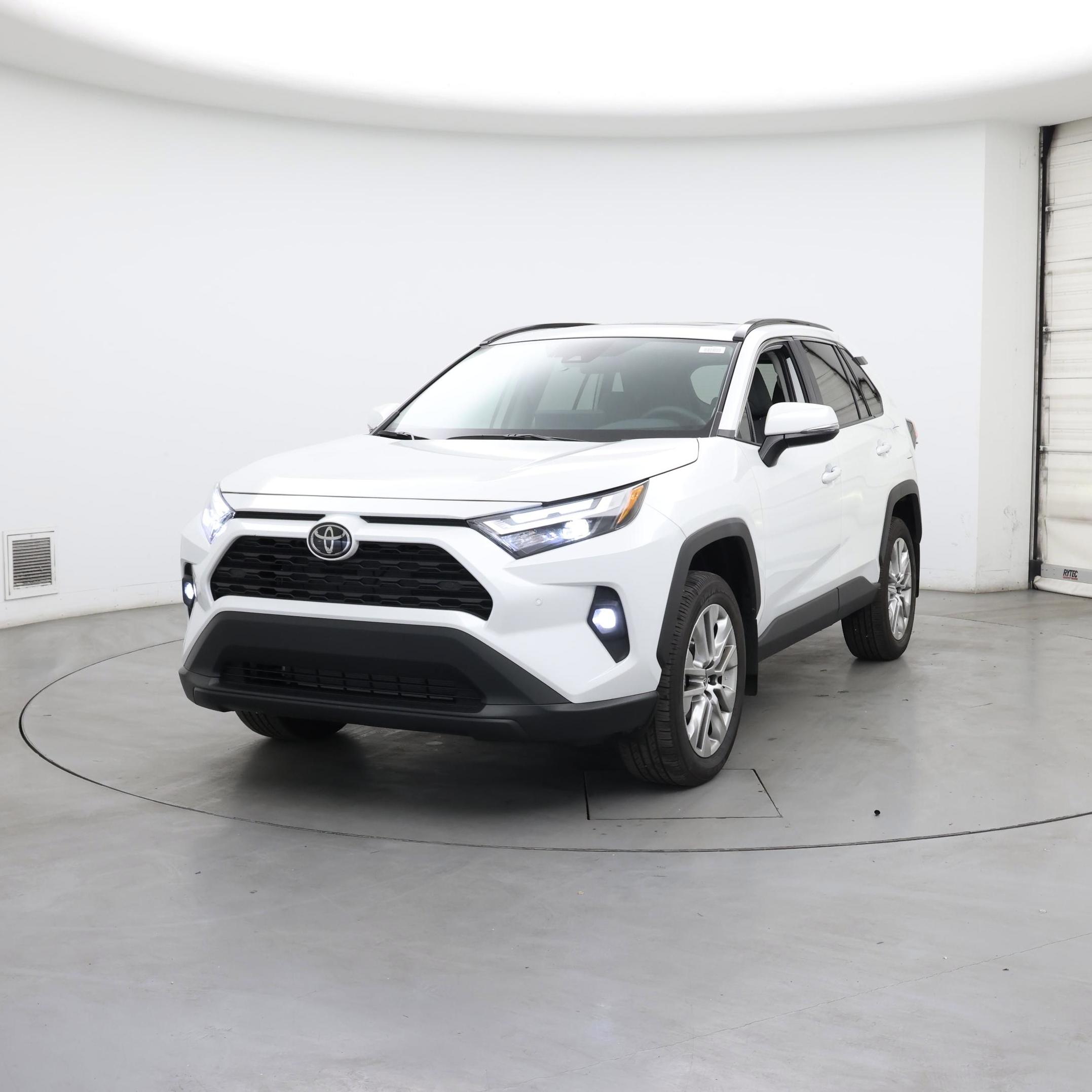 Thumbnail: 2024 Toyota RAV4 - 4
