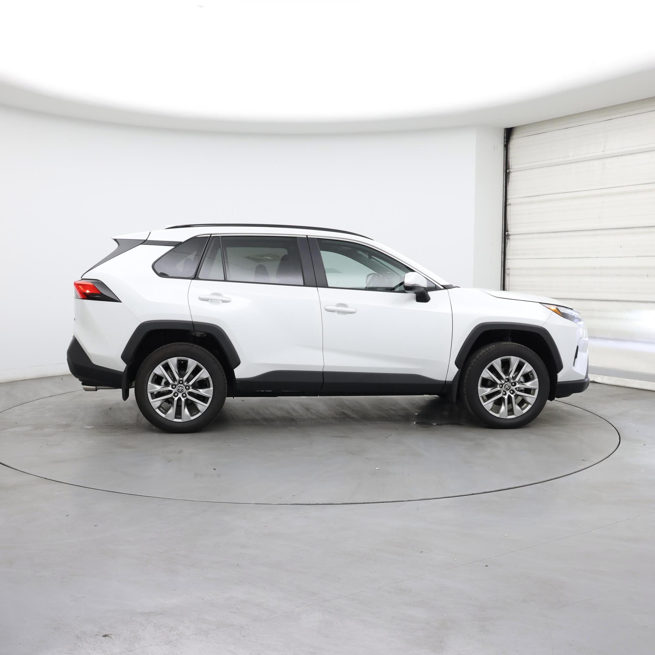 Thumbnail: 2024 Toyota RAV4 - 7