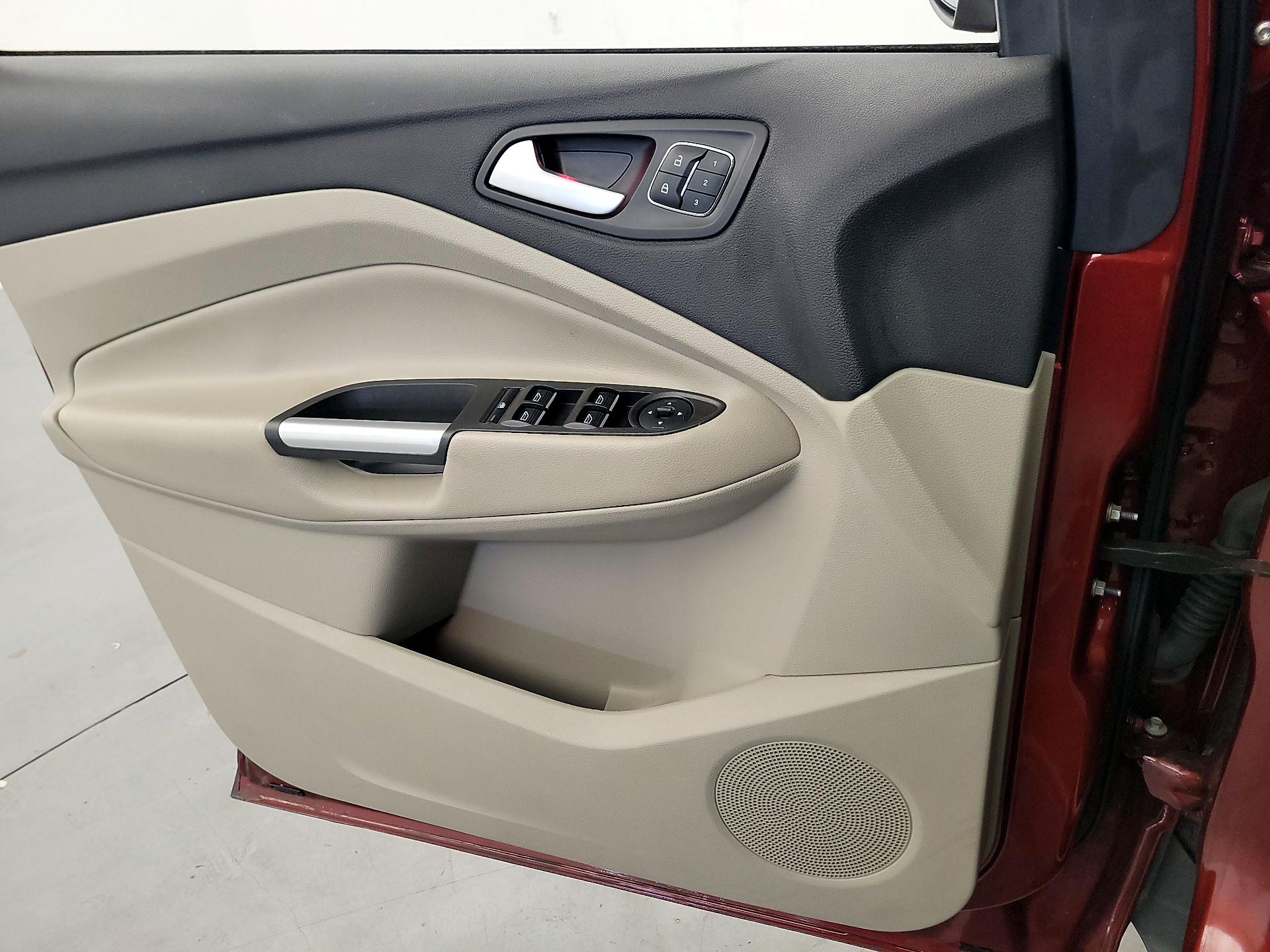 Thumbnail: 2014 Ford Escape - 12