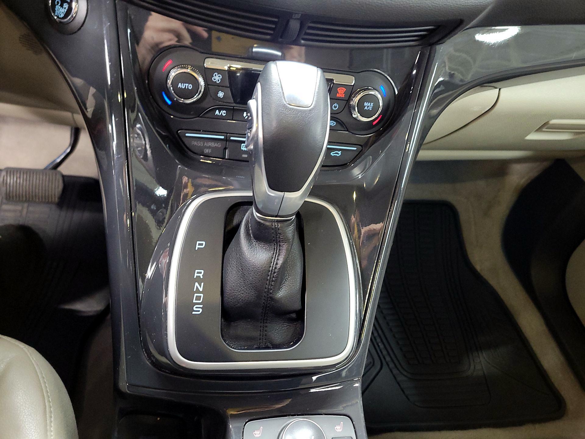 Thumbnail: 2014 Ford Escape - 15