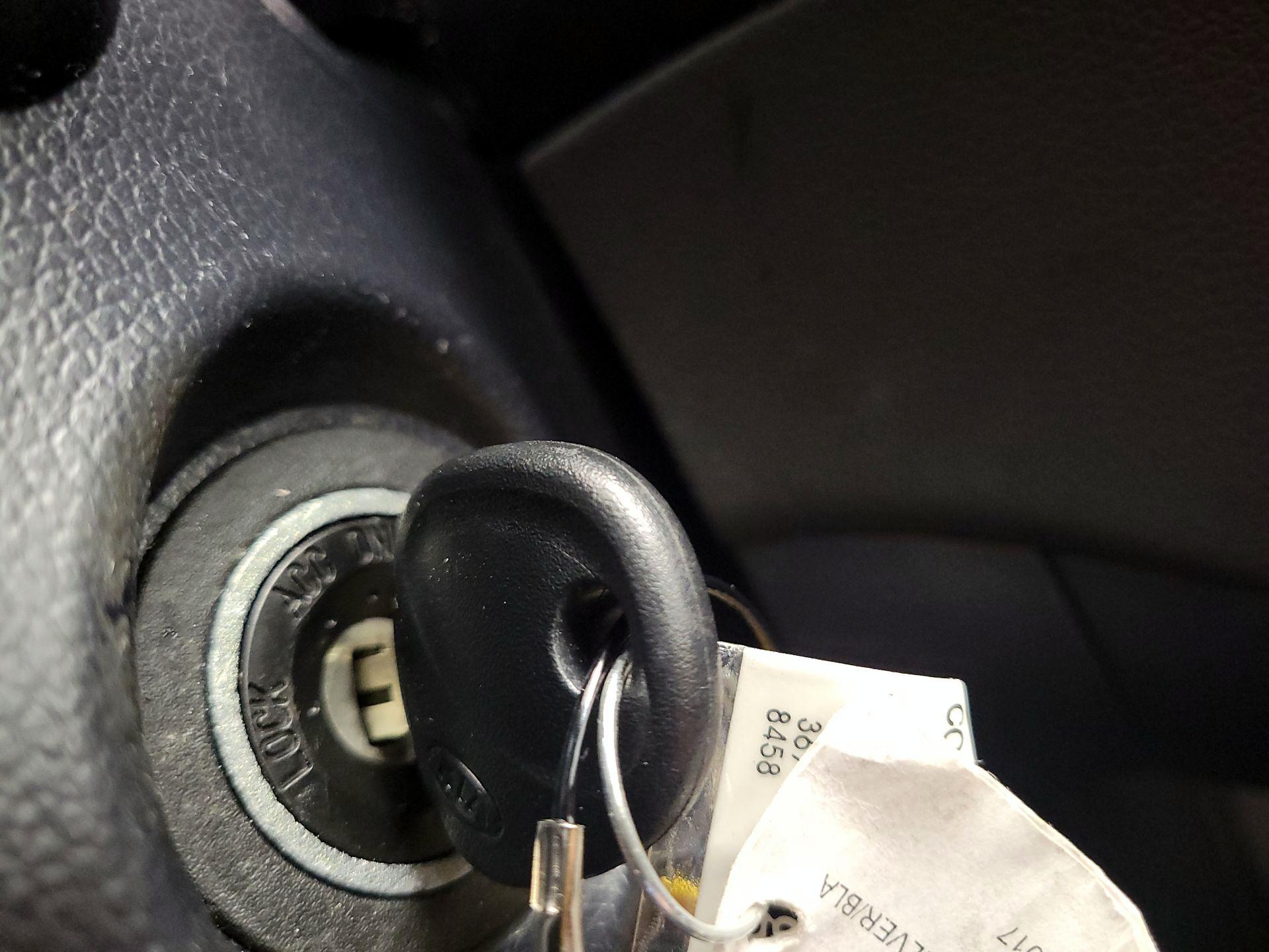 Thumbnail: 2017 Kia Rio - 18