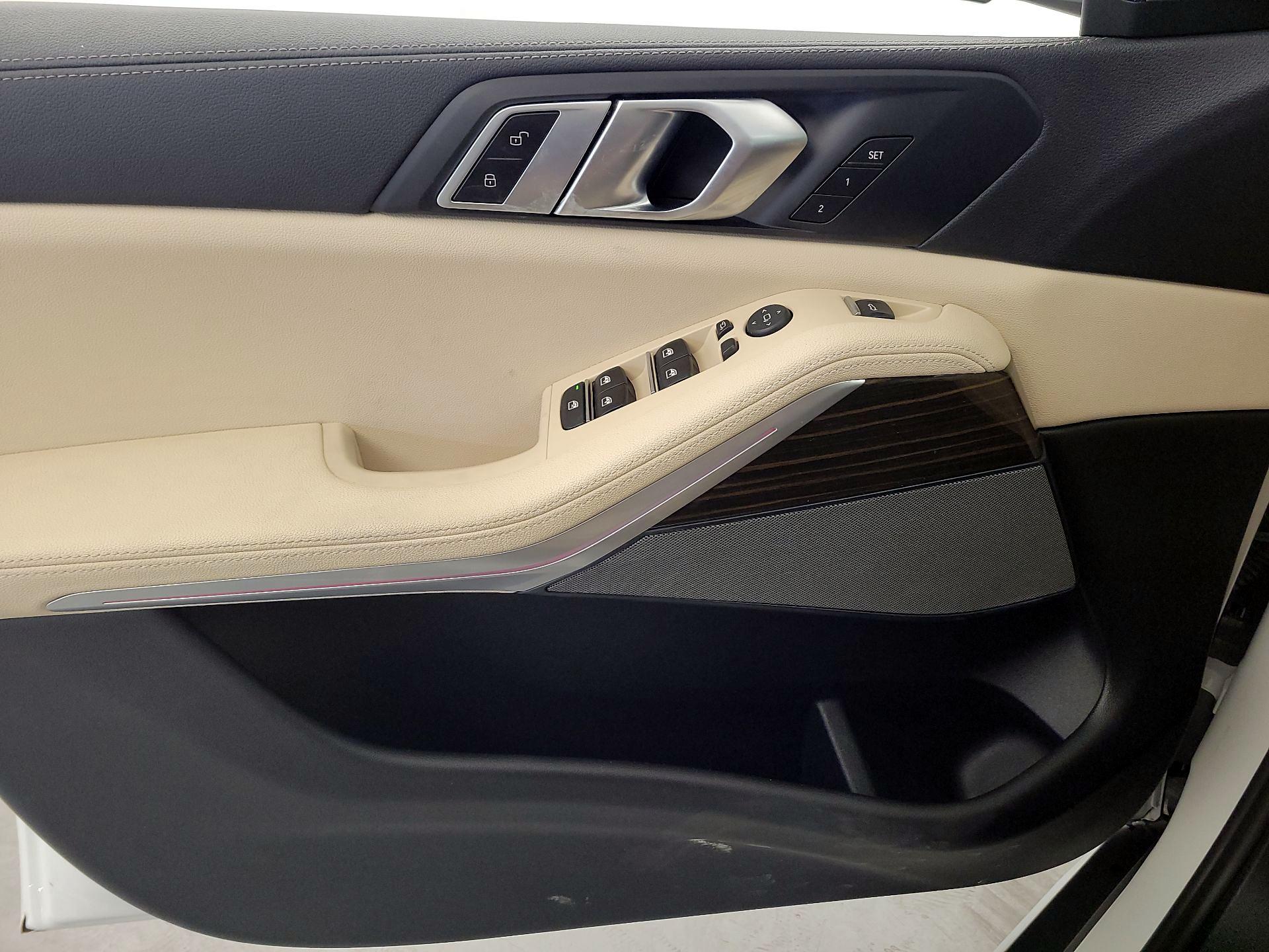 Thumbnail: 2021 BMW X5 - 12