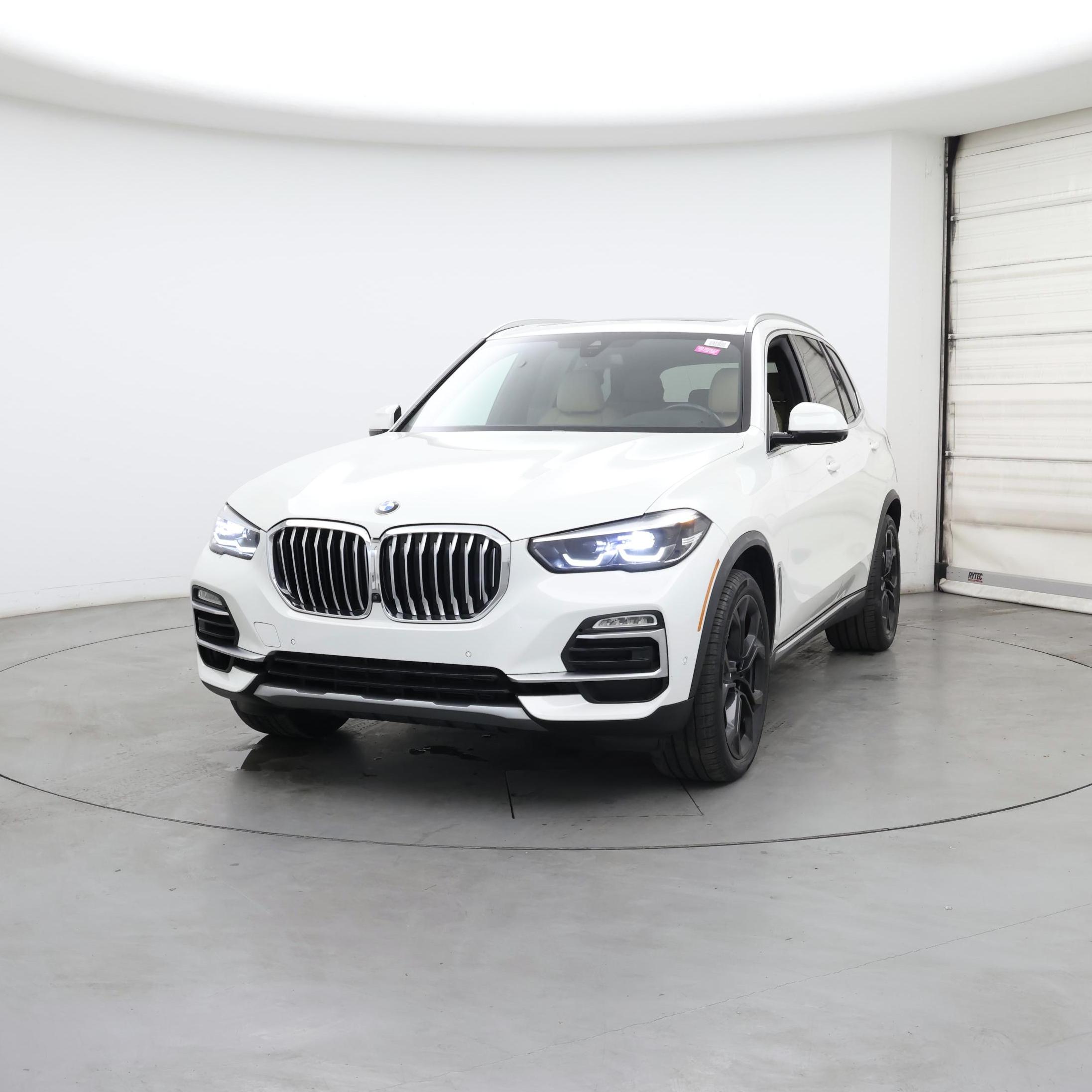 Thumbnail: 2021 BMW X5 - 4