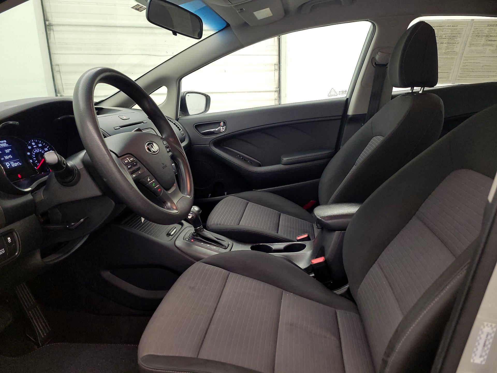 Thumbnail: 2014 Kia Forte - 11