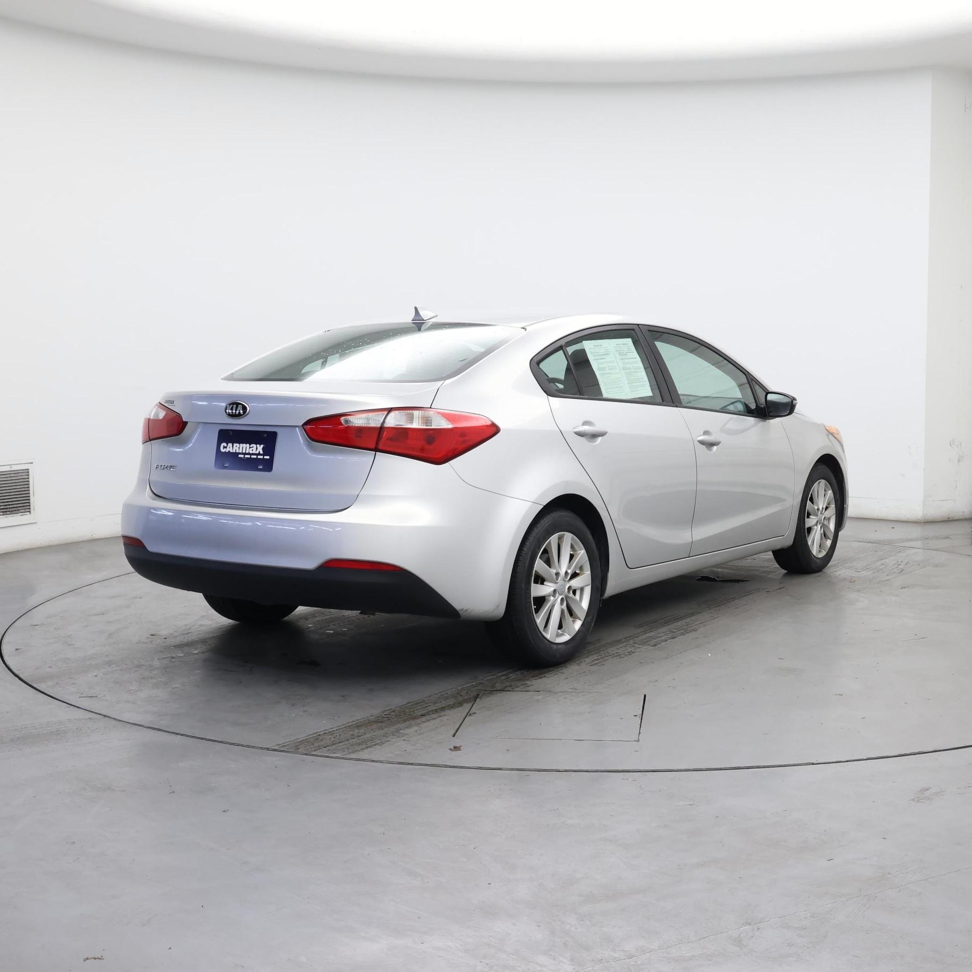 Thumbnail: 2014 Kia Forte - 8