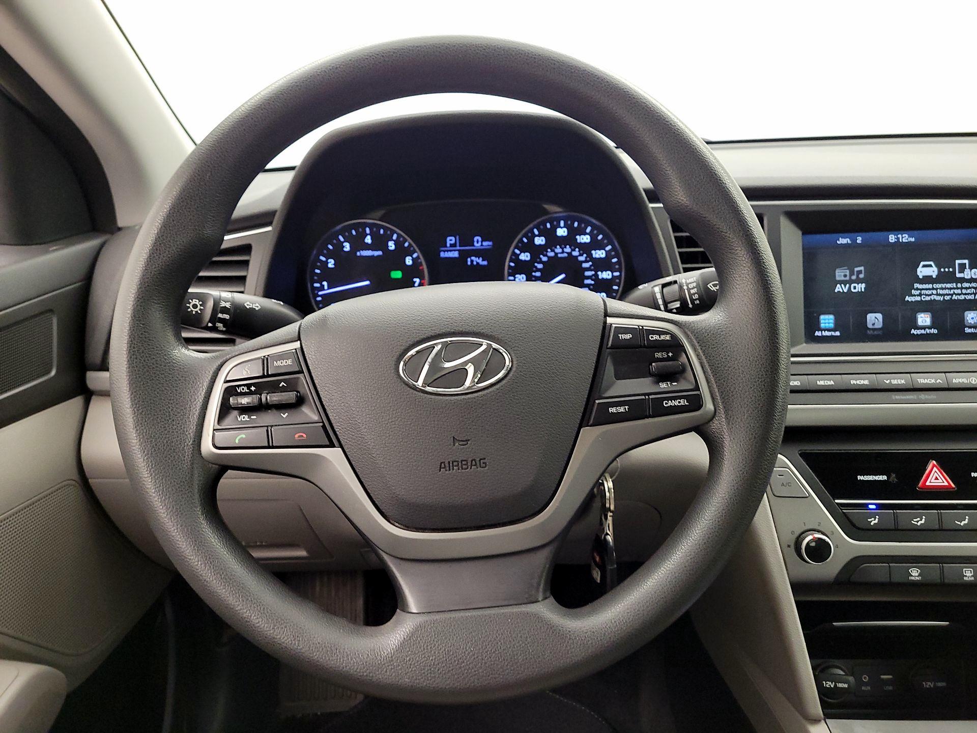 Thumbnail: 2017 Hyundai Elantra - 10