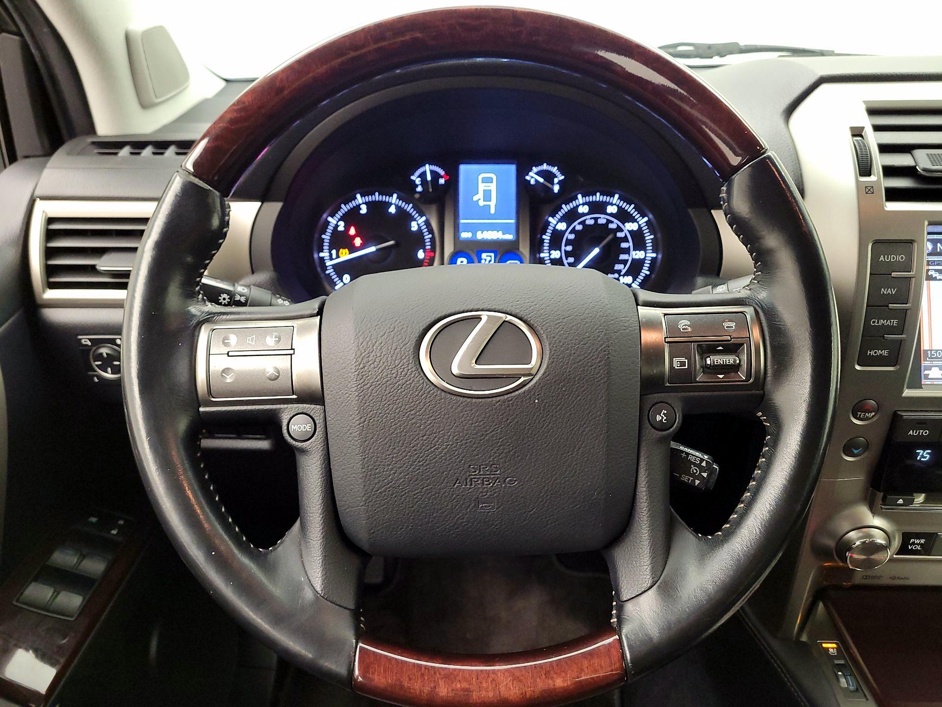 Thumbnail: 2017 Lexus GX - 10