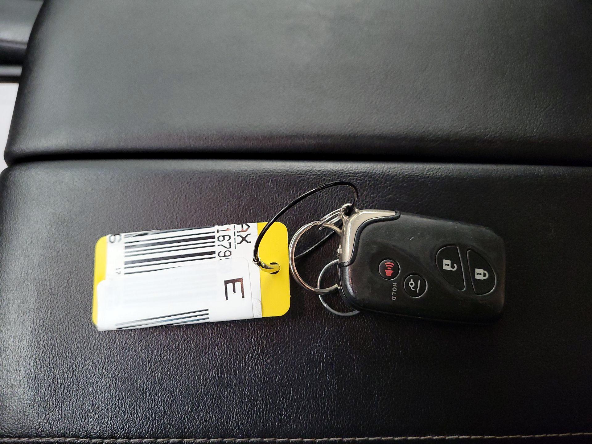 Thumbnail: 2017 Lexus GX - 18