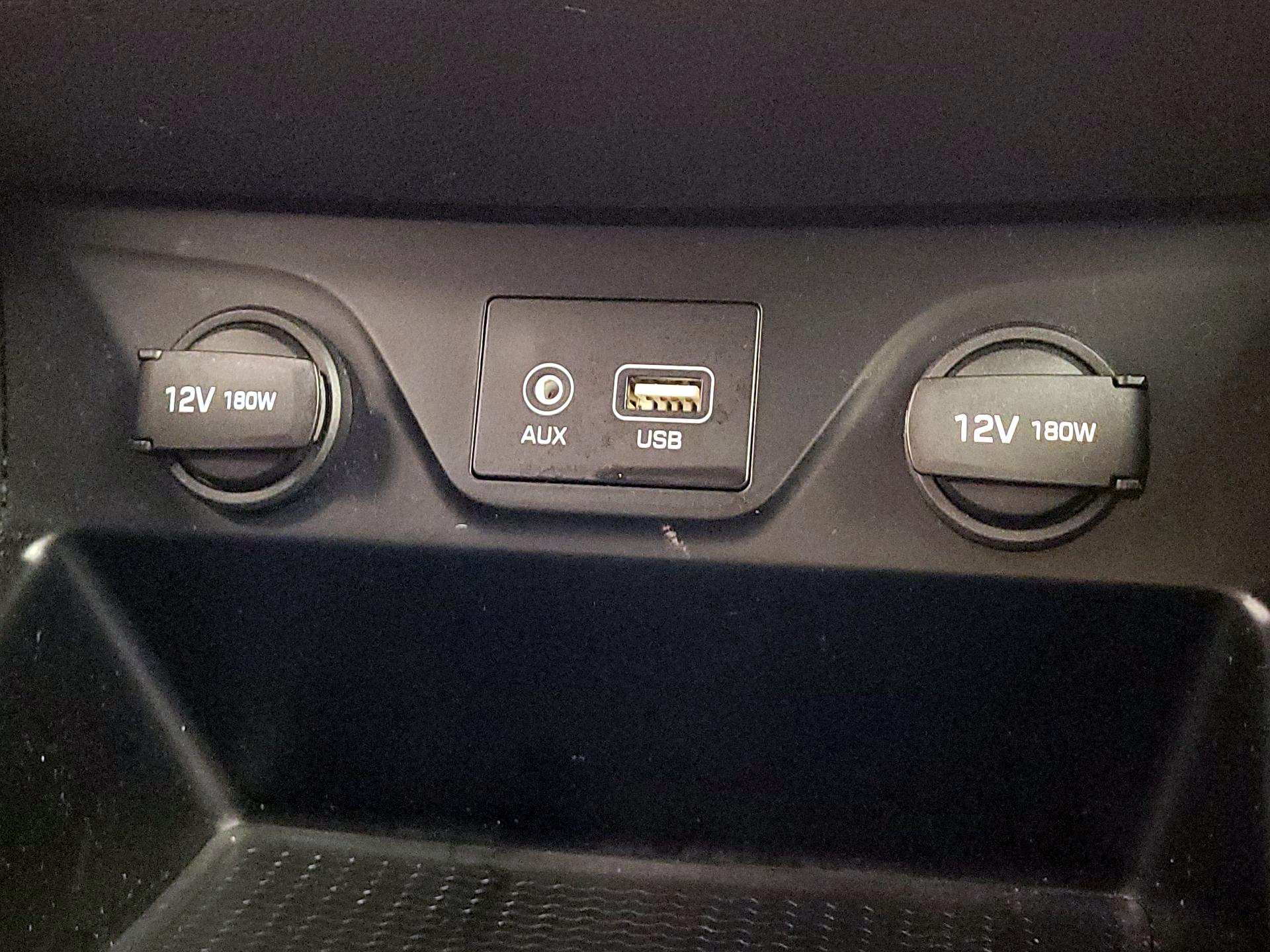 Thumbnail: 2016 Hyundai Tucson - 18