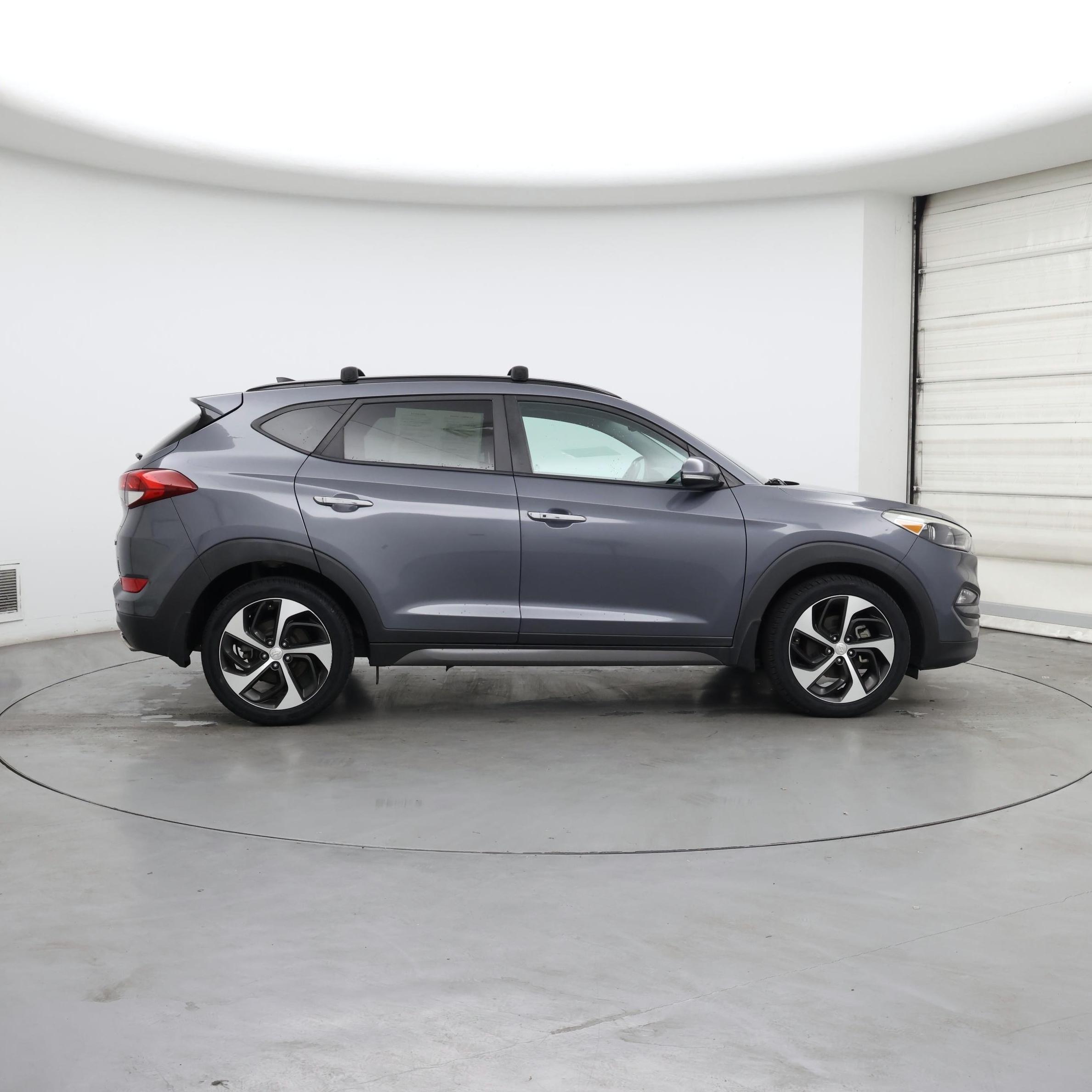 Thumbnail: 2016 Hyundai Tucson - 7