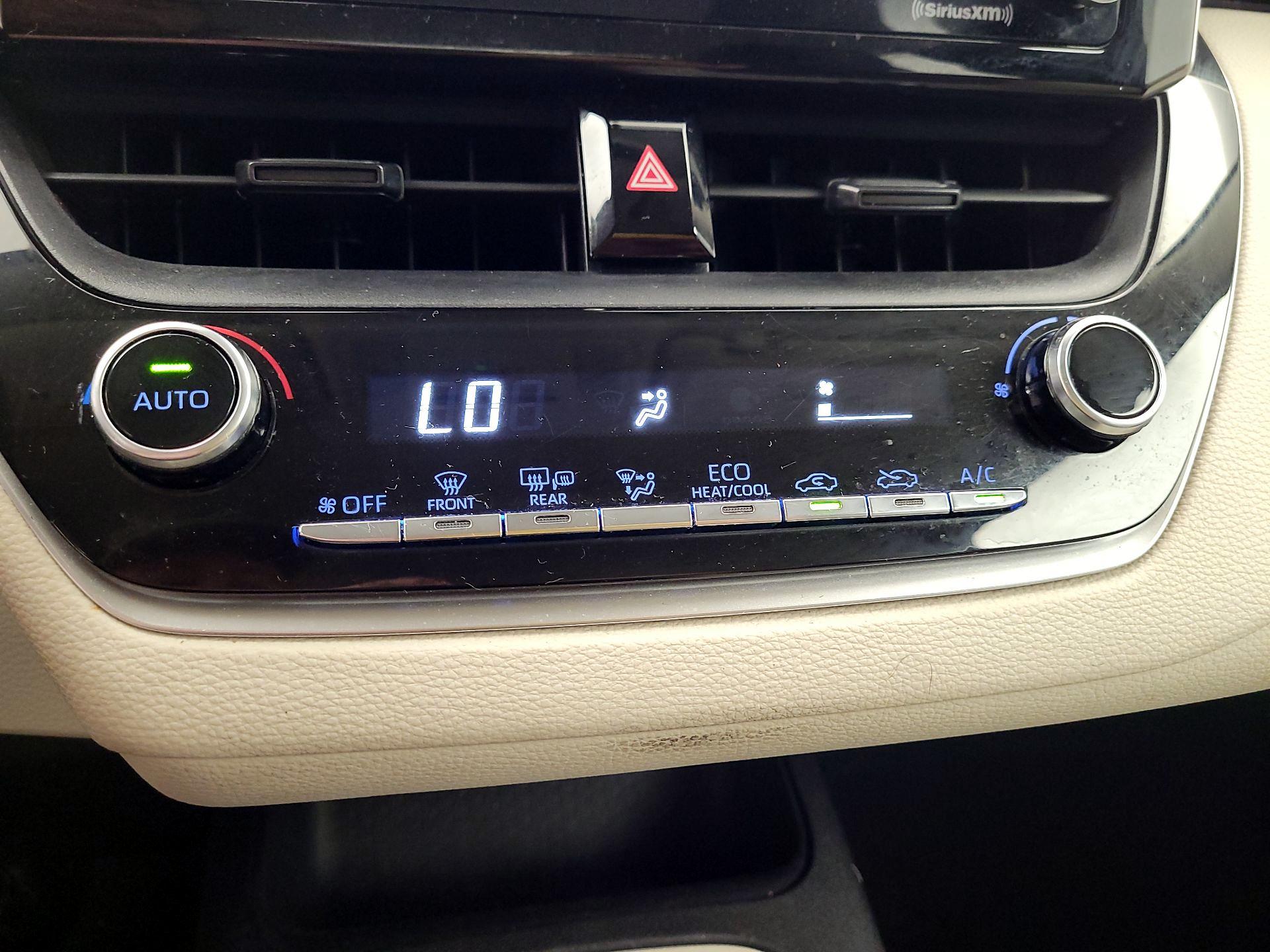 Thumbnail: 2021 Toyota Corolla - 16