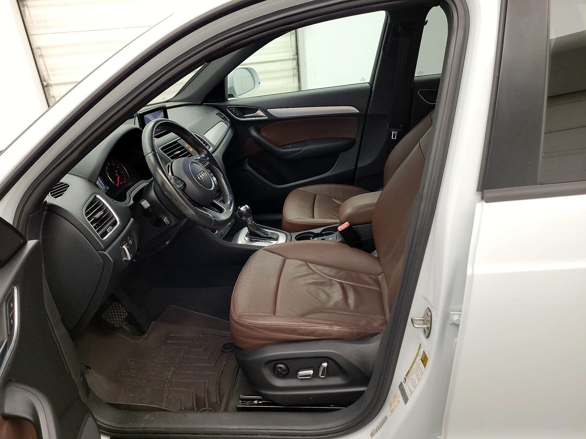 Thumbnail: 2018 Audi Q3 - 11