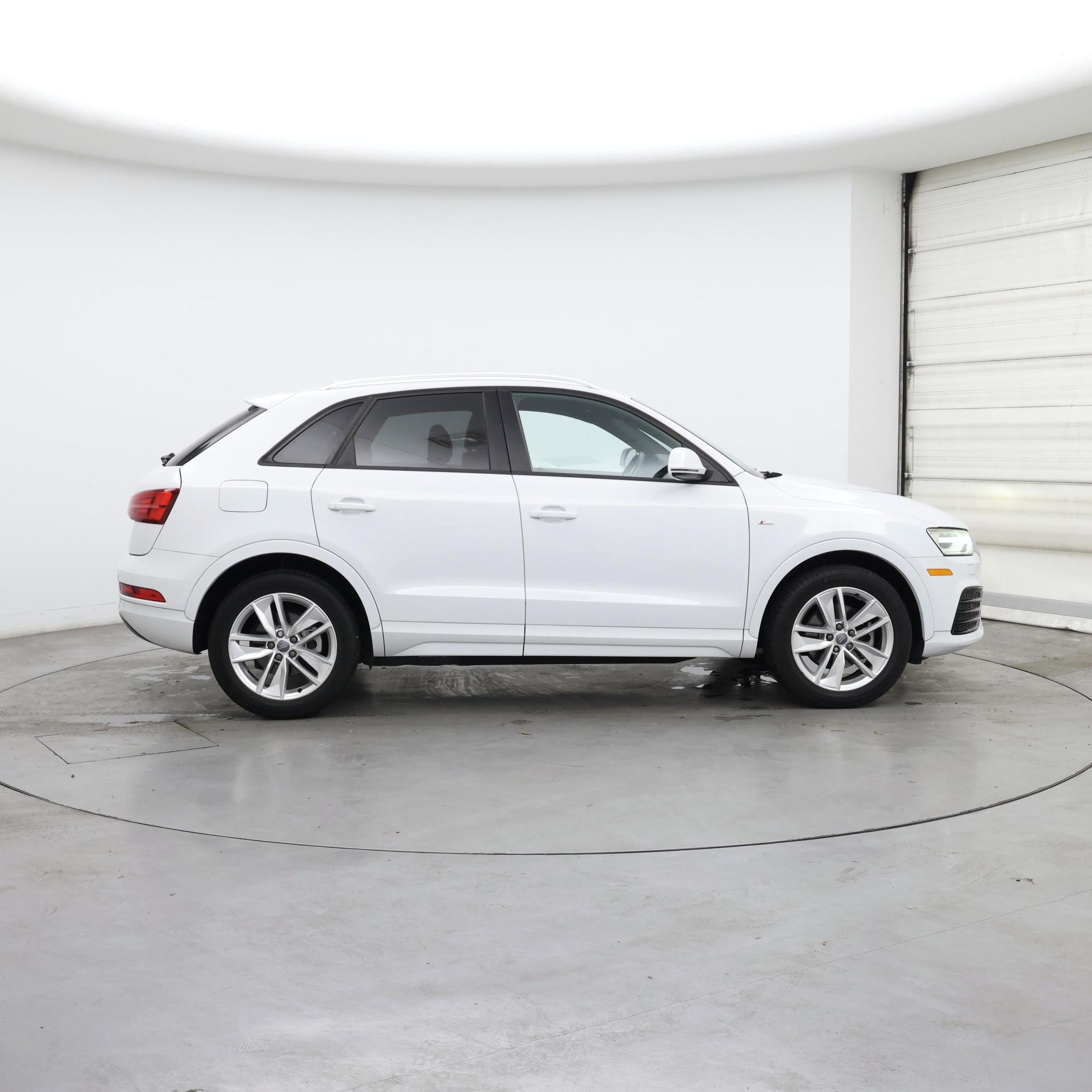 Thumbnail: 2018 Audi Q3 - 7