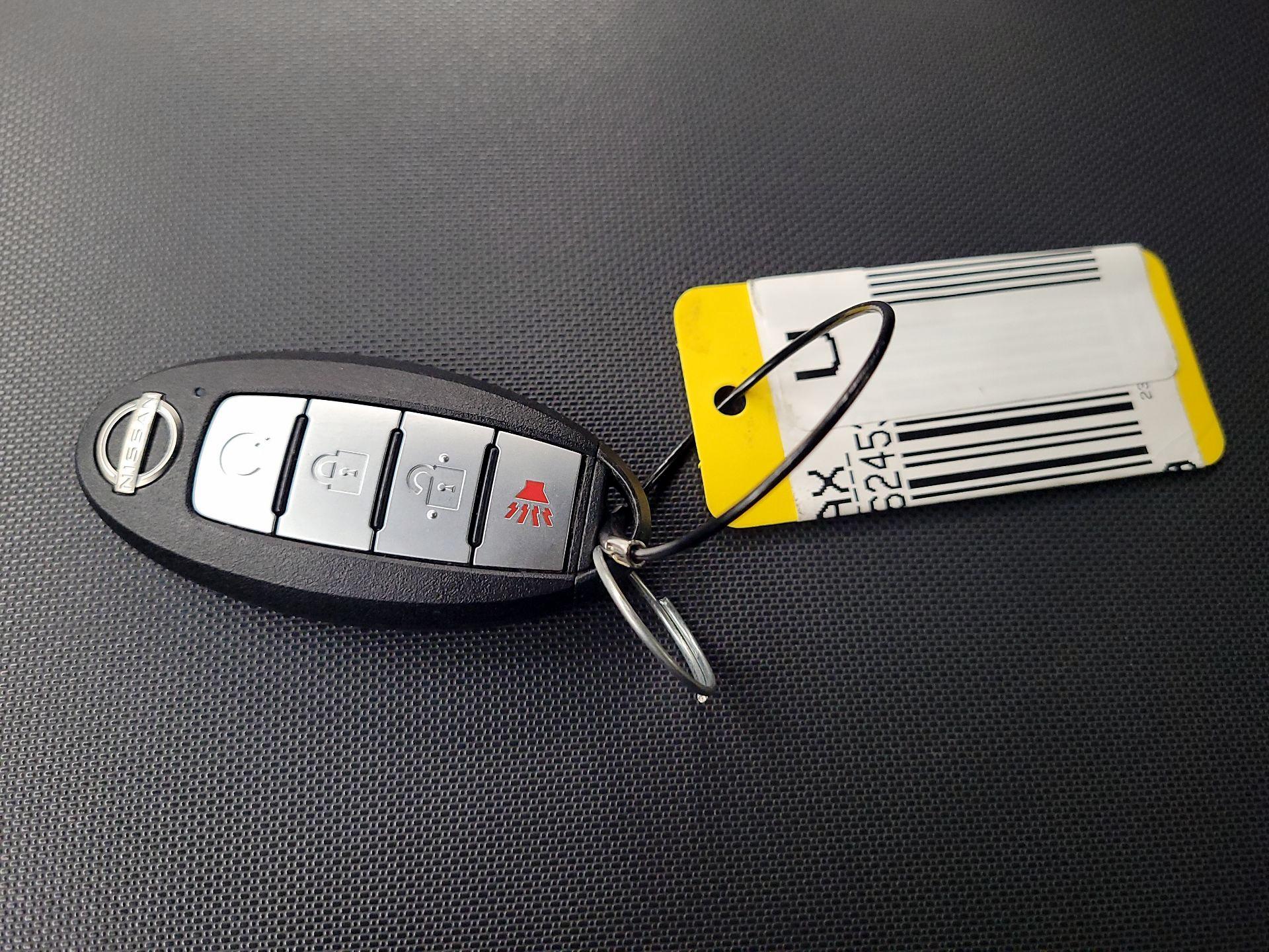 Thumbnail: 2023 Nissan Frontier - 18