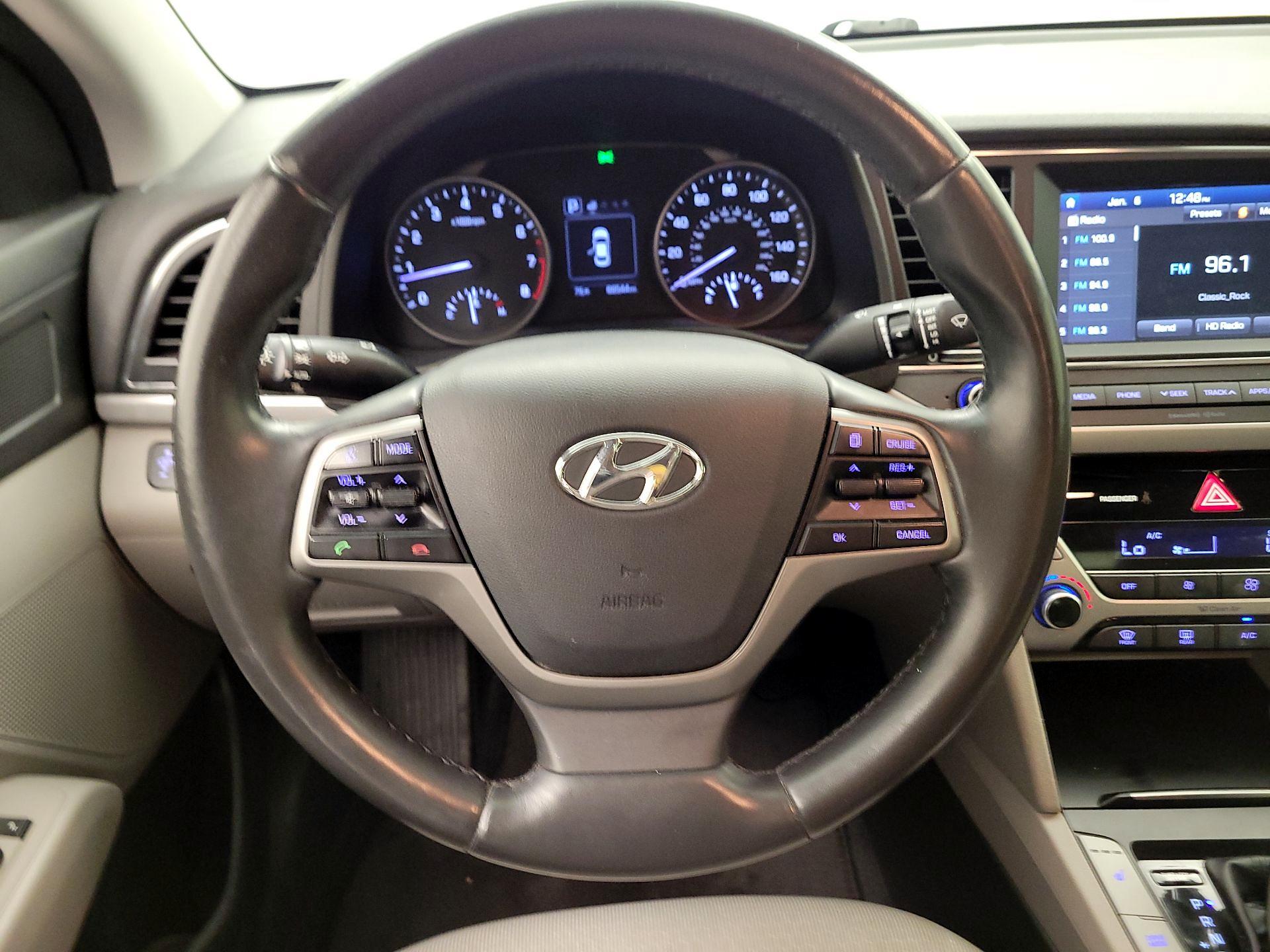 Thumbnail: 2018 Hyundai Elantra - 10