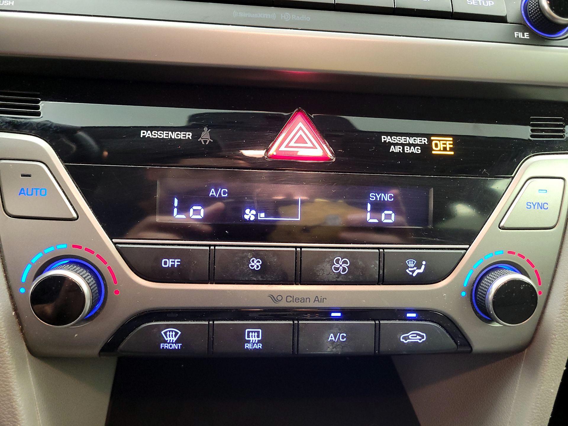 Thumbnail: 2018 Hyundai Elantra - 14