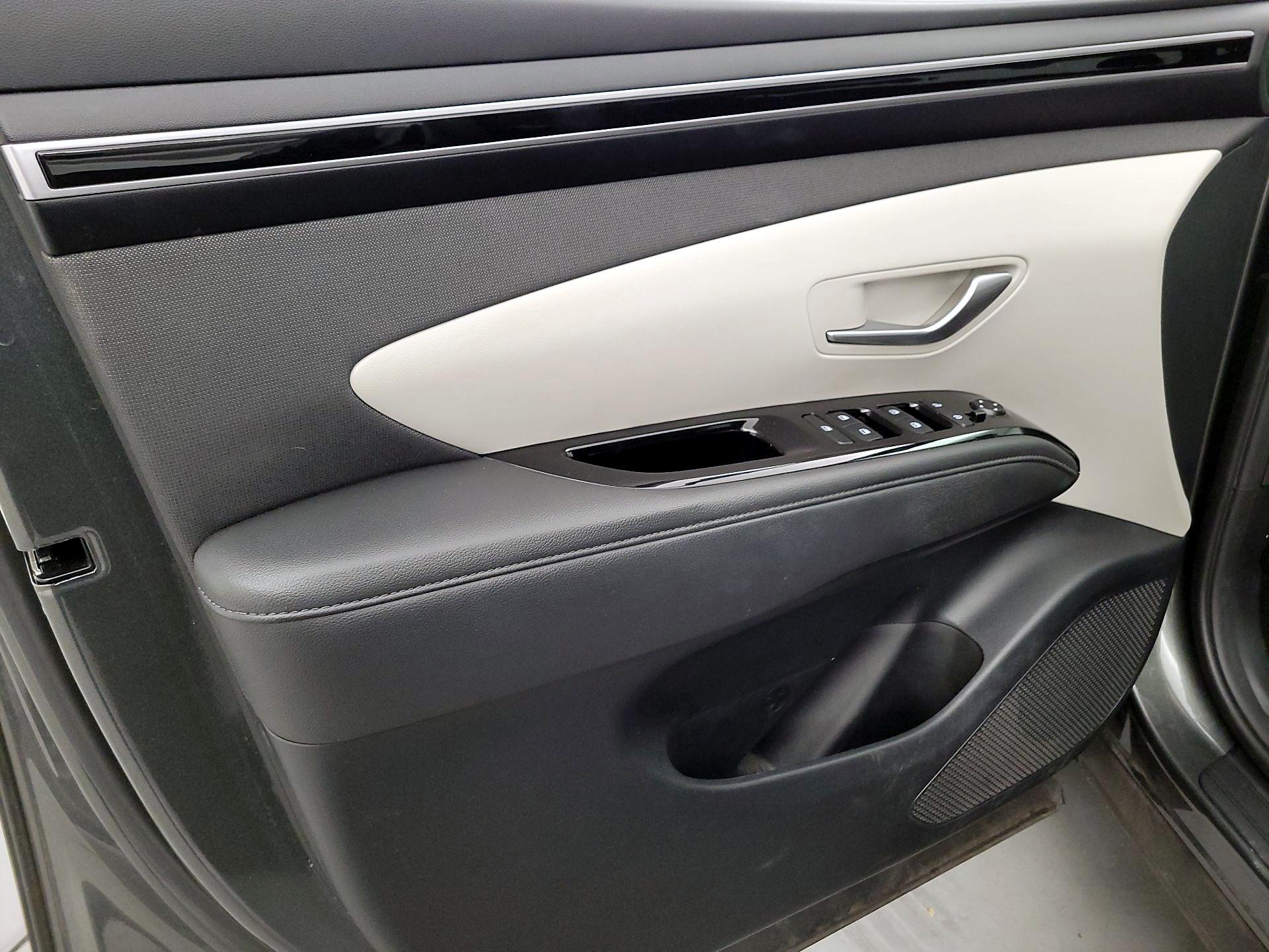 Thumbnail: 2022 Hyundai Tucson - 12