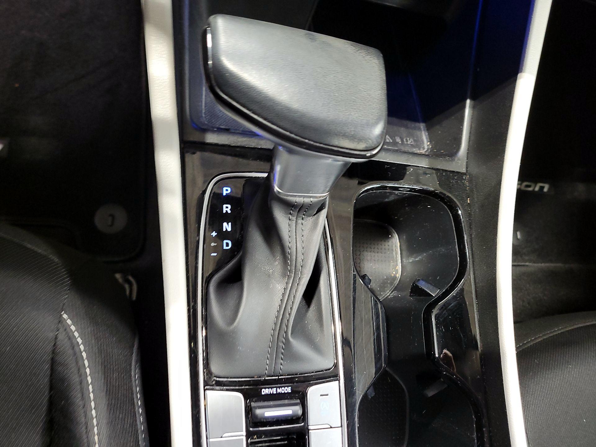 Thumbnail: 2022 Hyundai Tucson - 15