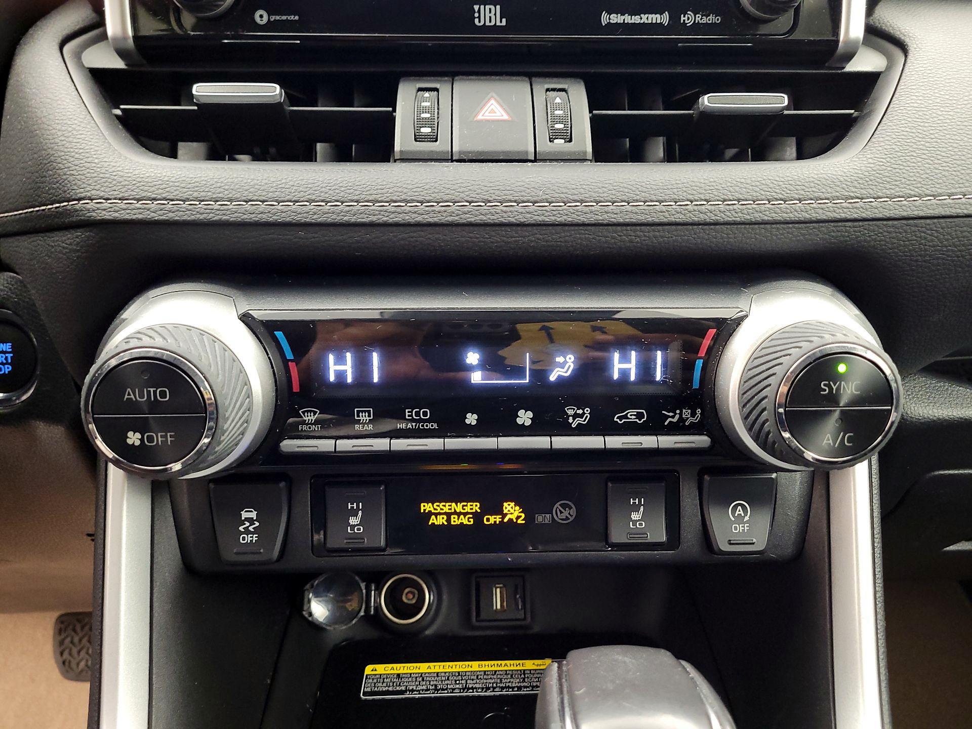 Thumbnail: 2021 Toyota RAV4 - 14