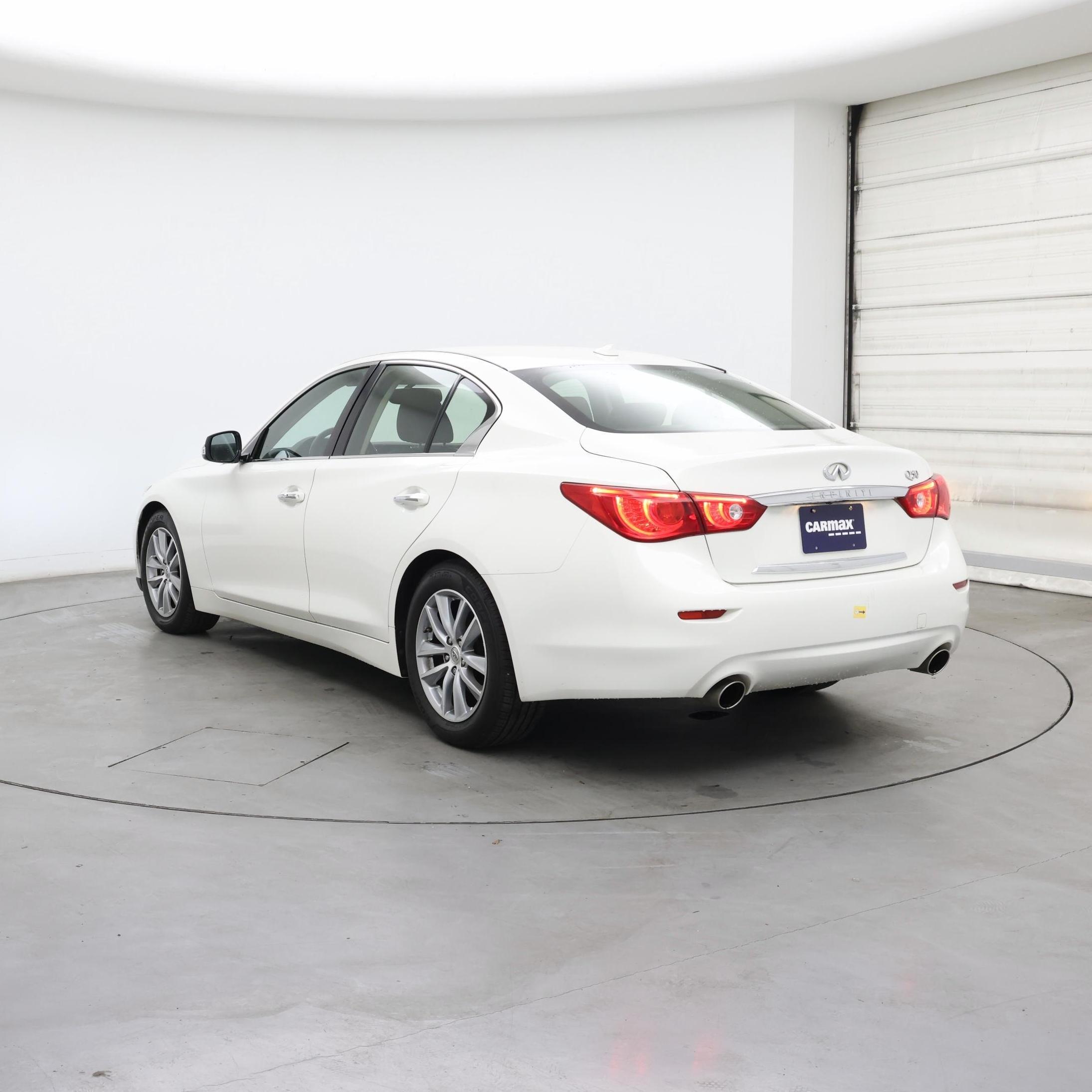 Thumbnail: 2014 INFINITI Q50 - 2