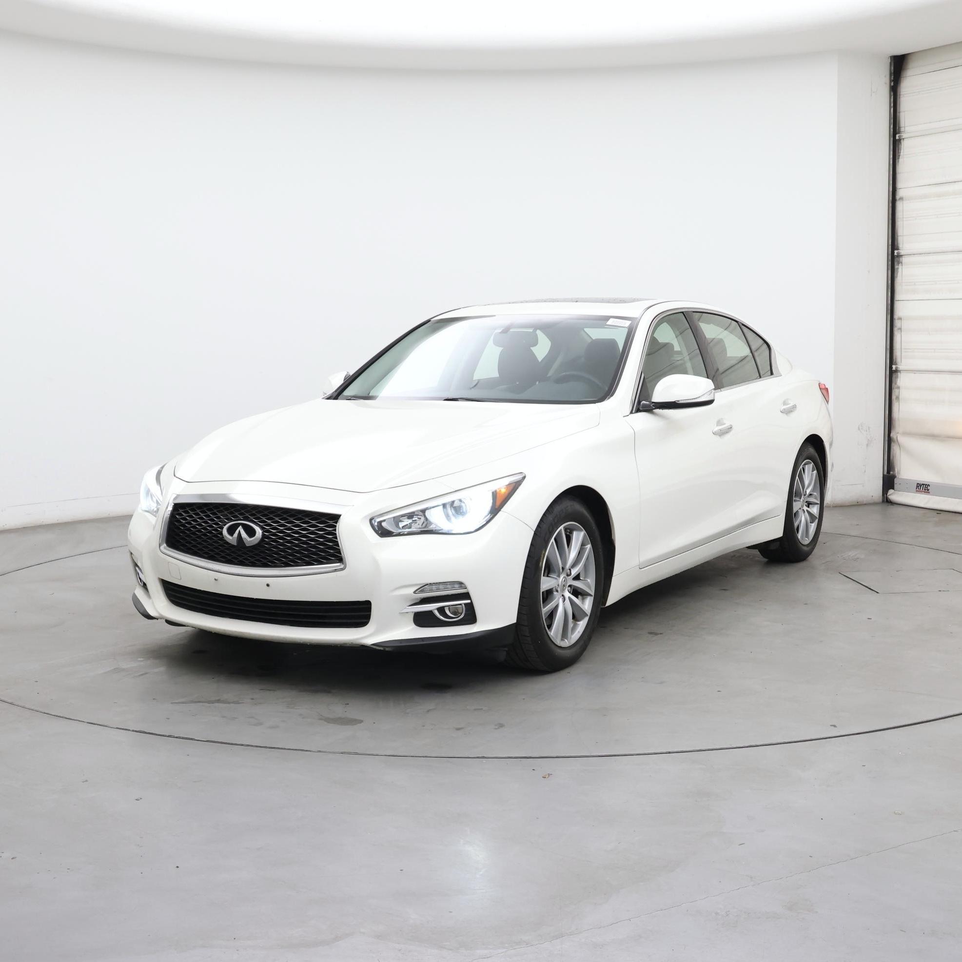 Thumbnail: 2014 INFINITI Q50 - 4