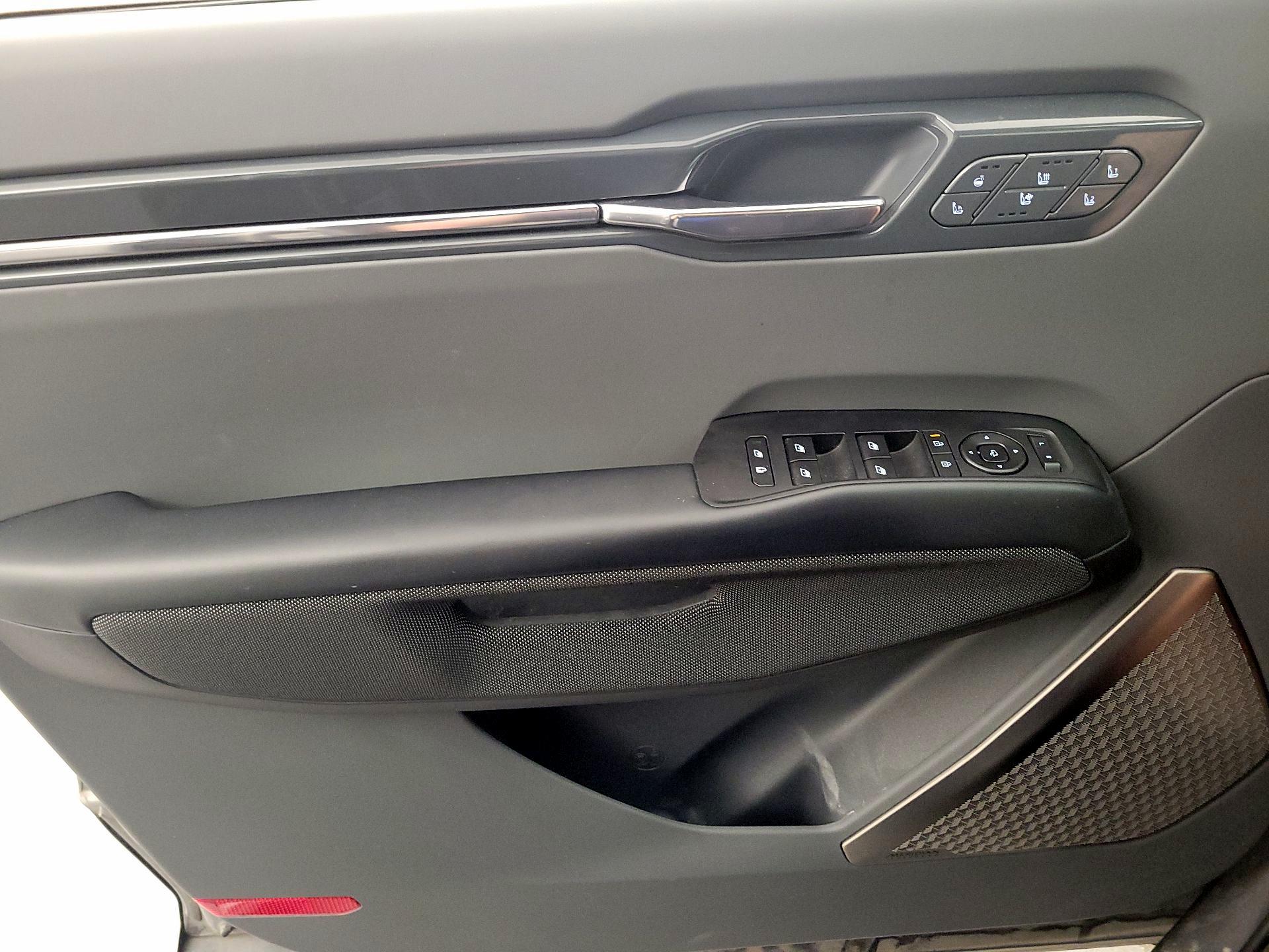 Thumbnail: 2024 Kia EV9 - 12