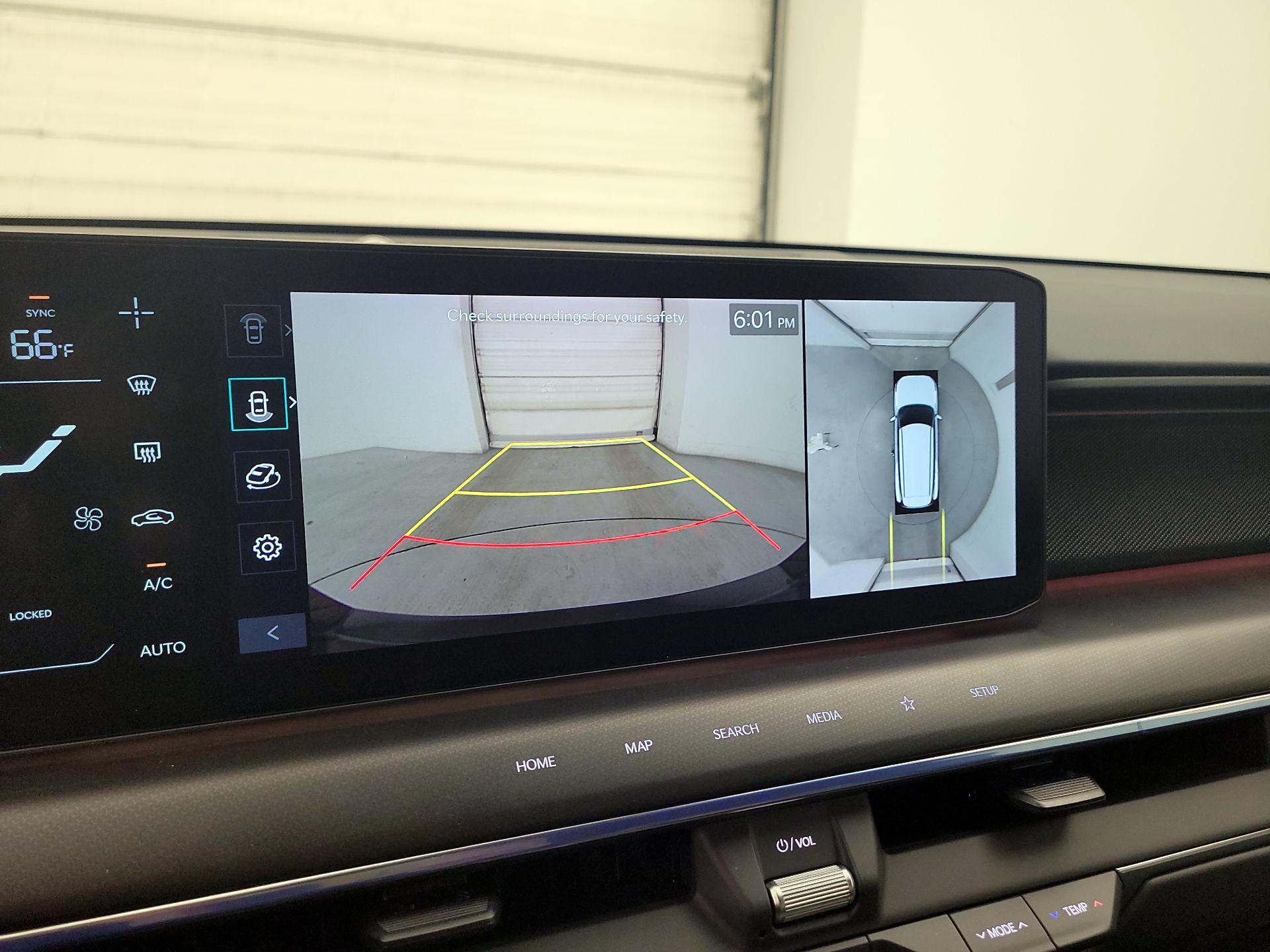 Thumbnail: 2024 Kia EV9 - 14