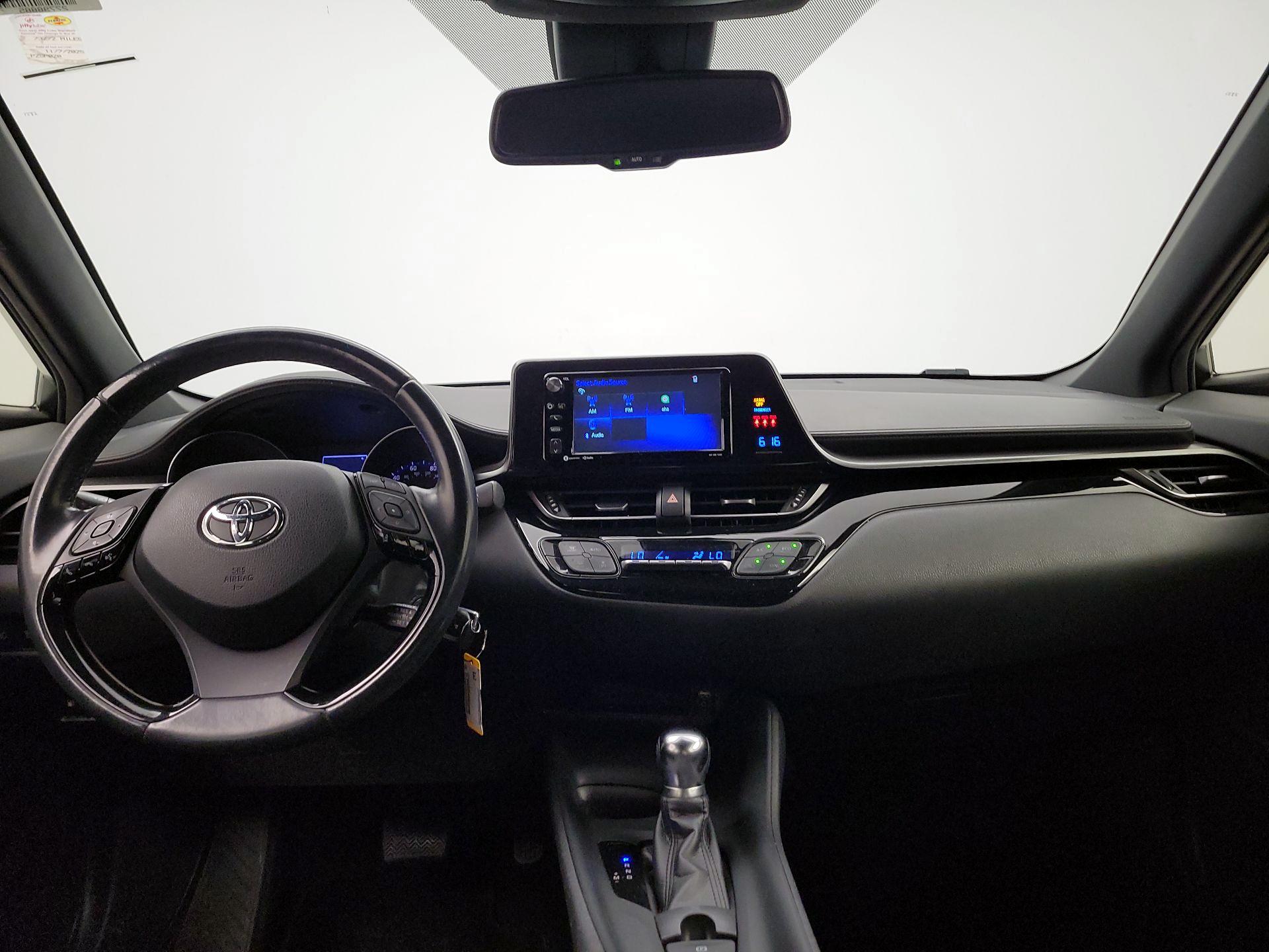 Thumbnail: 2018 Toyota C-HR - 9