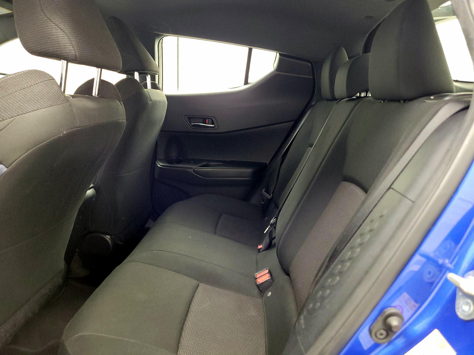 Thumbnail: 2018 Toyota C-HR - 19