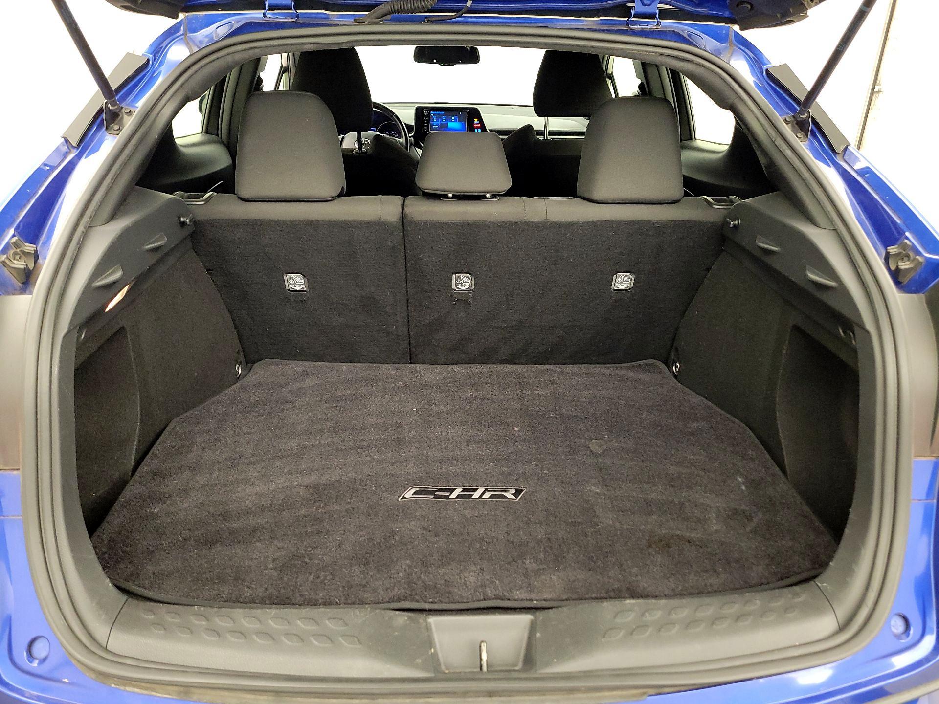 Thumbnail: 2018 Toyota C-HR - 20