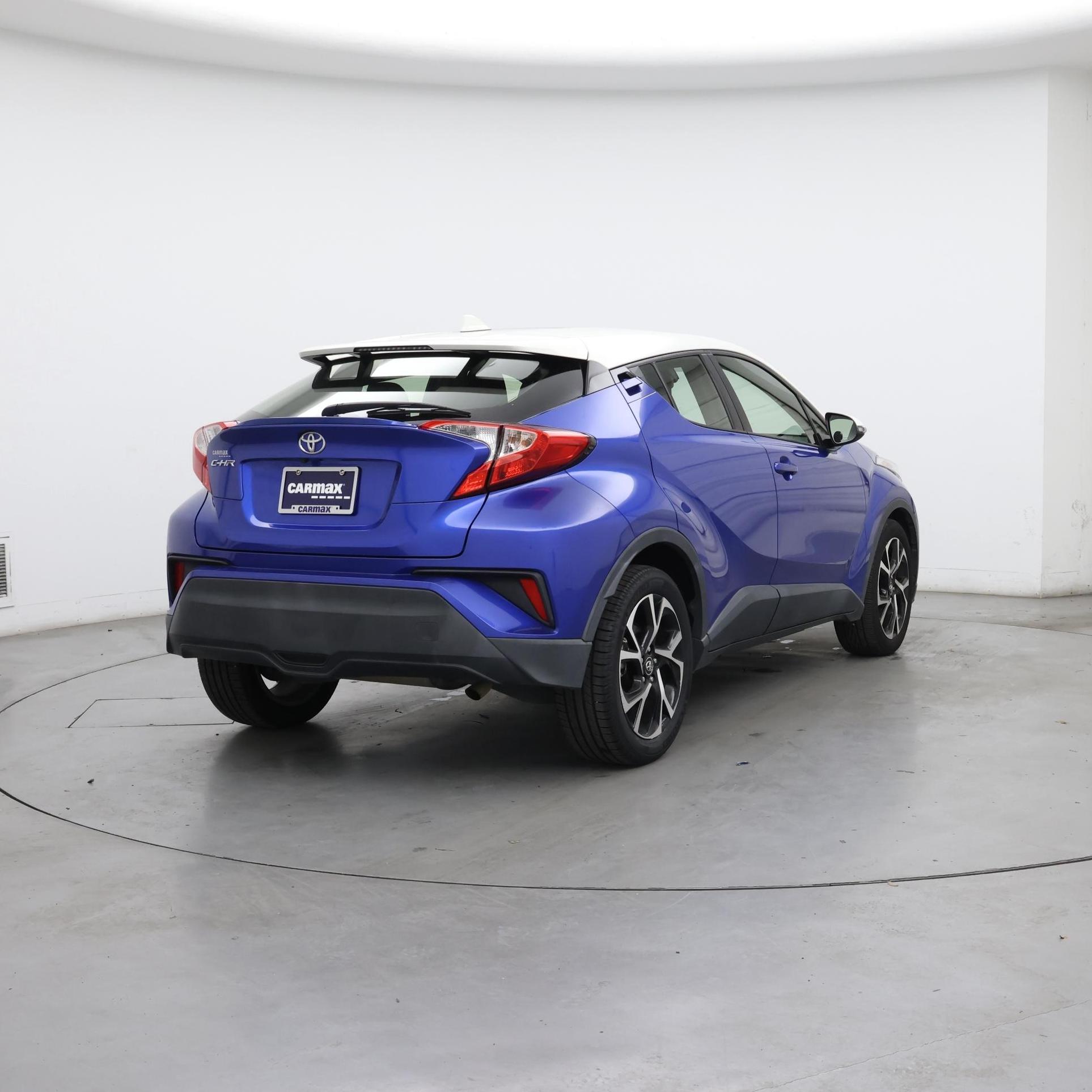 Thumbnail: 2018 Toyota C-HR - 8