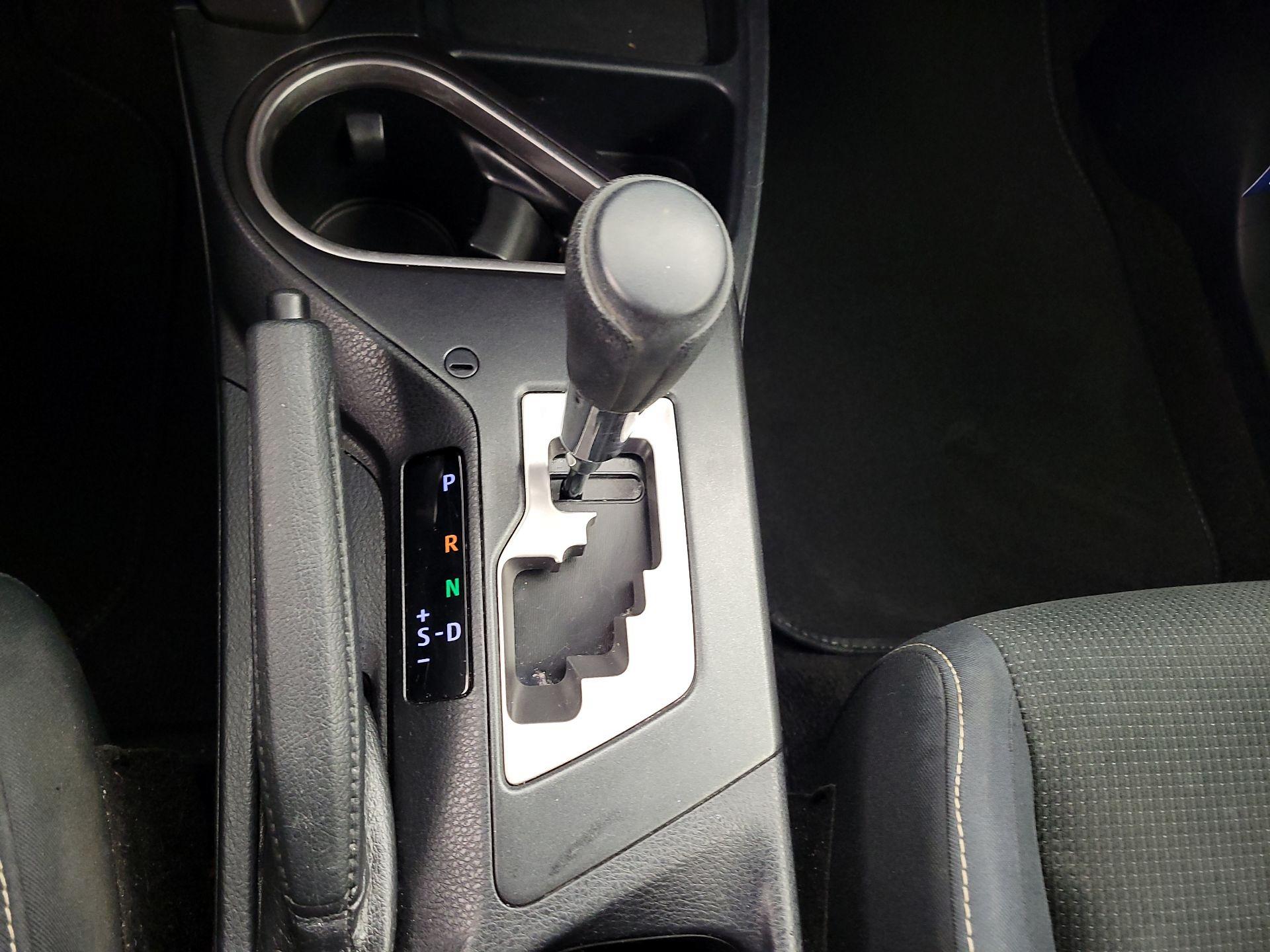 Thumbnail: 2016 Toyota RAV4 - 15