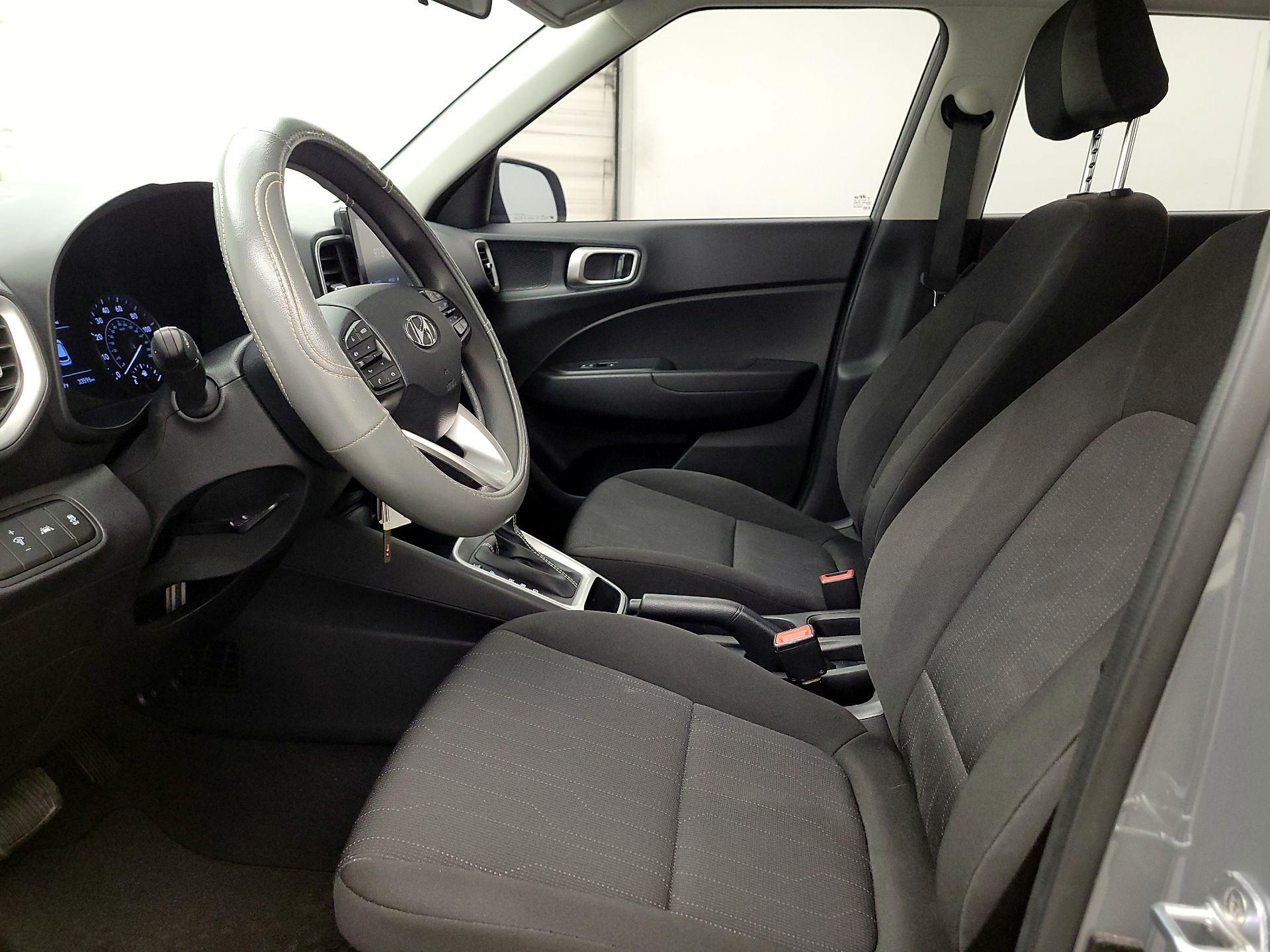 Thumbnail: 2022 Hyundai Venue - 11