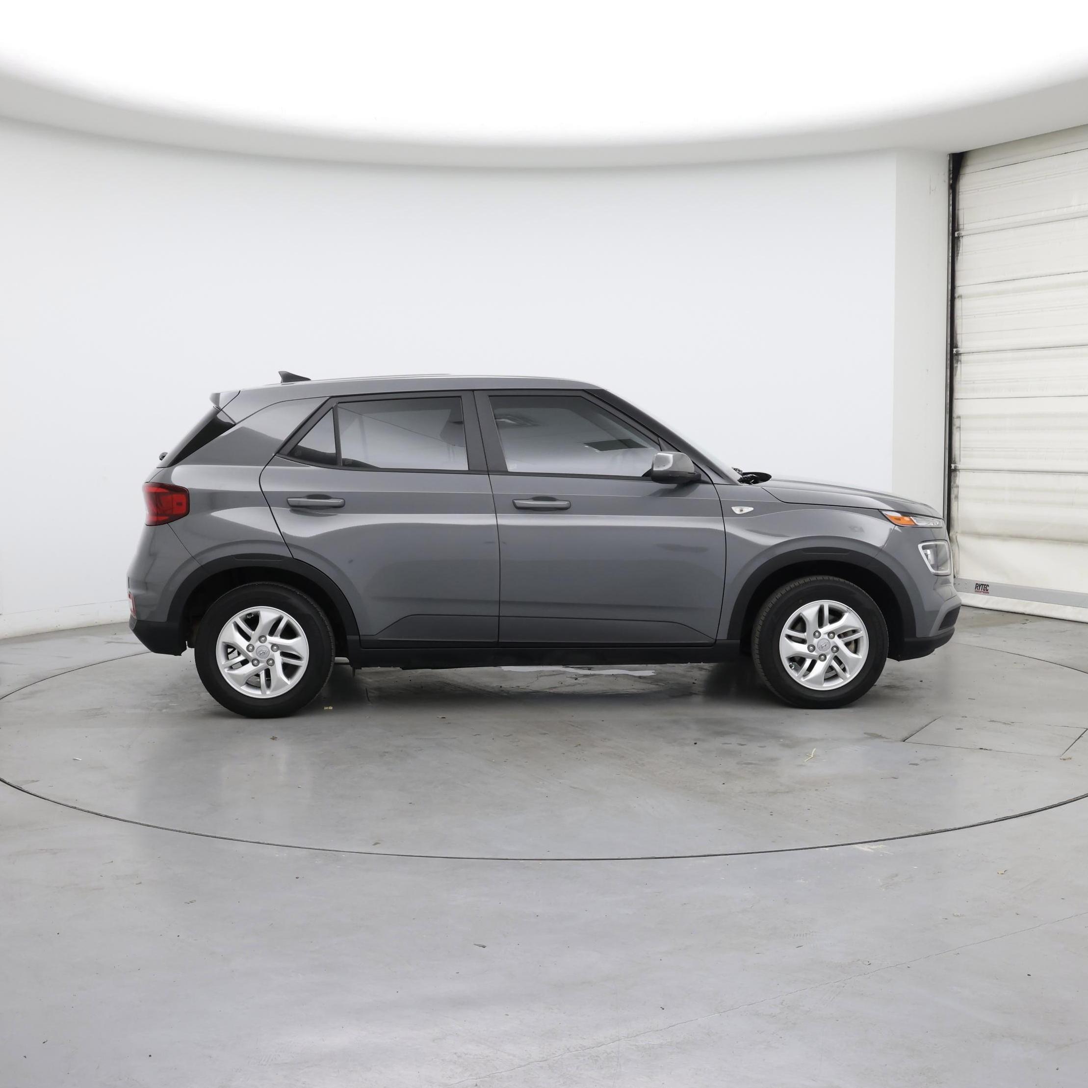 Thumbnail: 2022 Hyundai Venue - 7