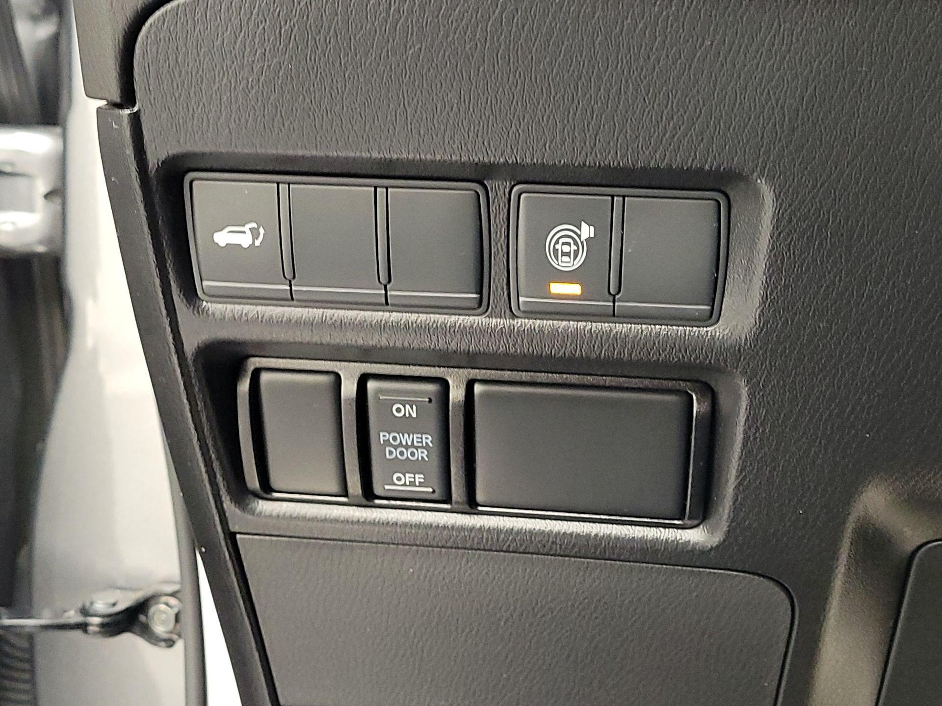 Thumbnail: 2022 Nissan Armada - 13