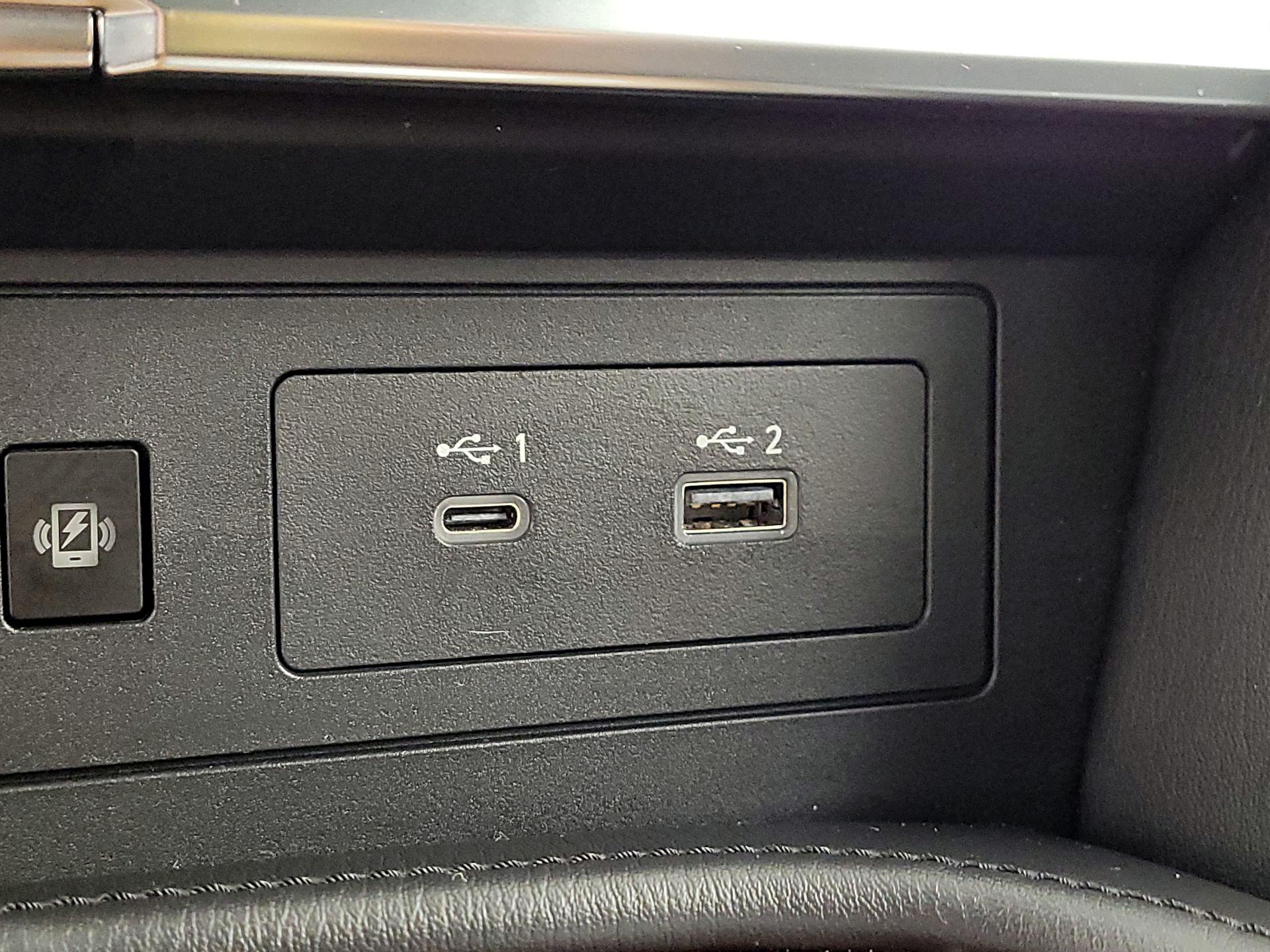 Thumbnail: 2022 Nissan Armada - 18