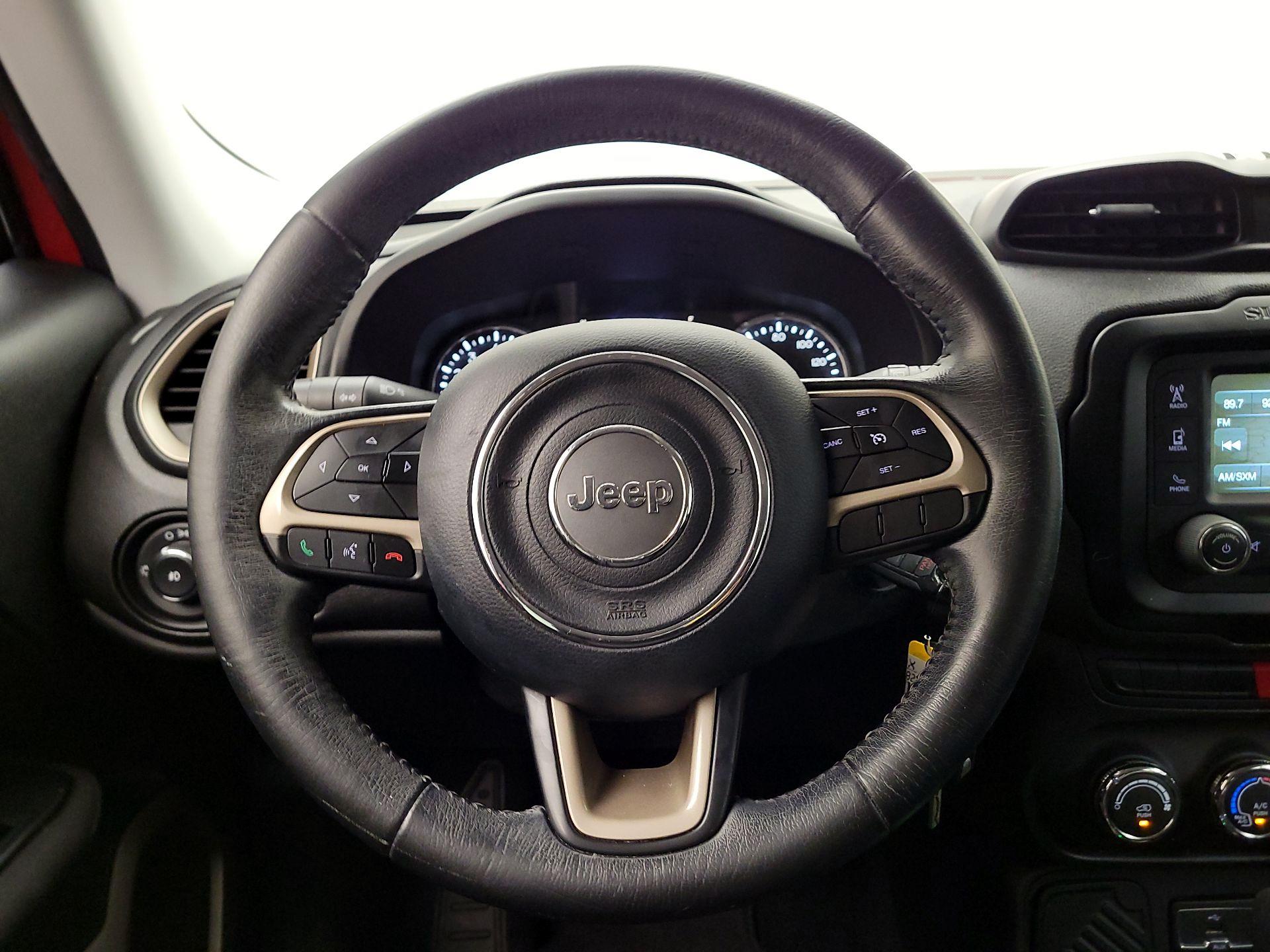 Thumbnail: 2015 Jeep Renegade - 10